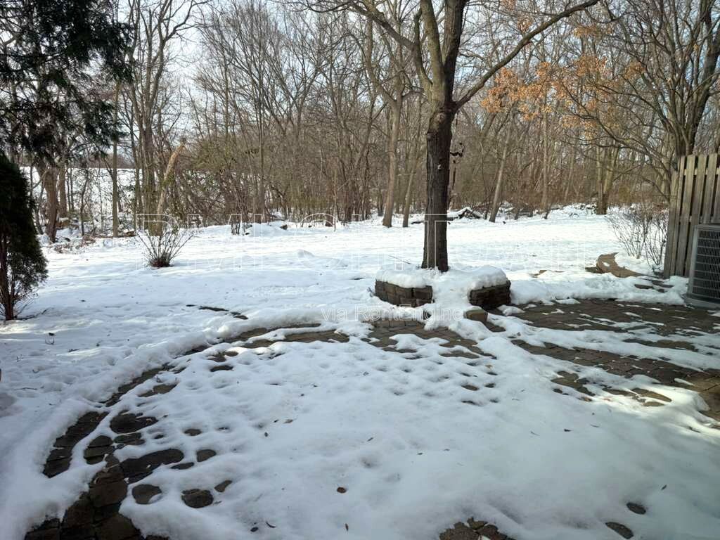 Gorgeous 3 Bedroom, 2.5 Bathroom Townhome Available for Rent! property image