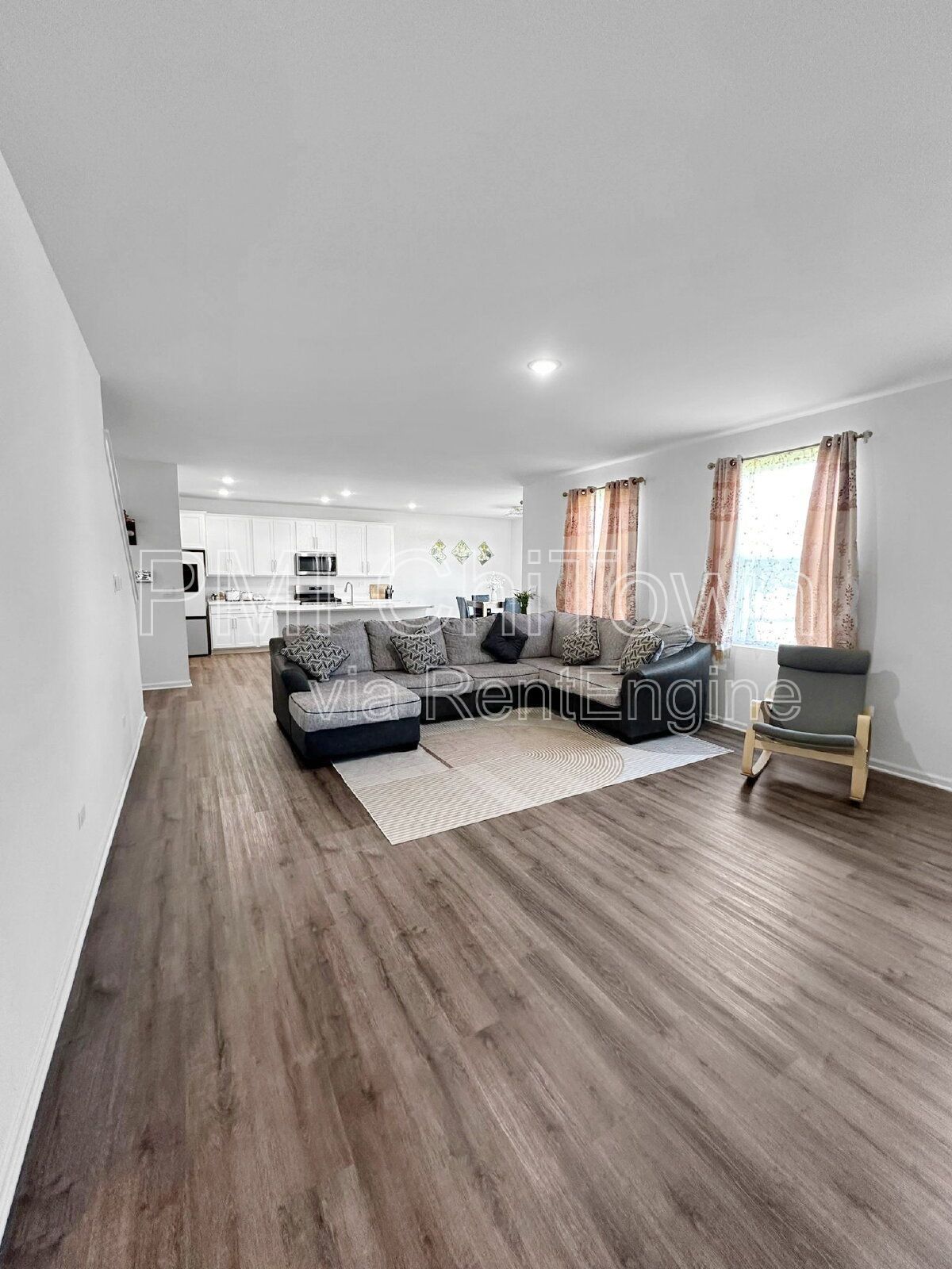 Highland Woods Corner Gem! property image