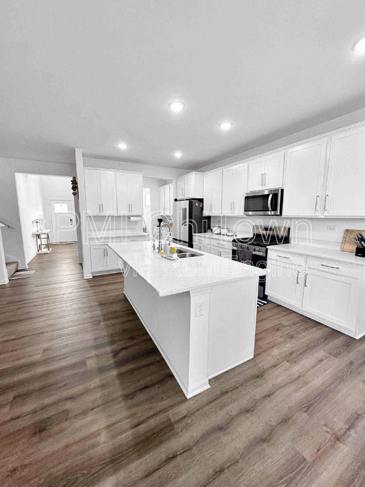 Highland Woods Corner Gem! property image