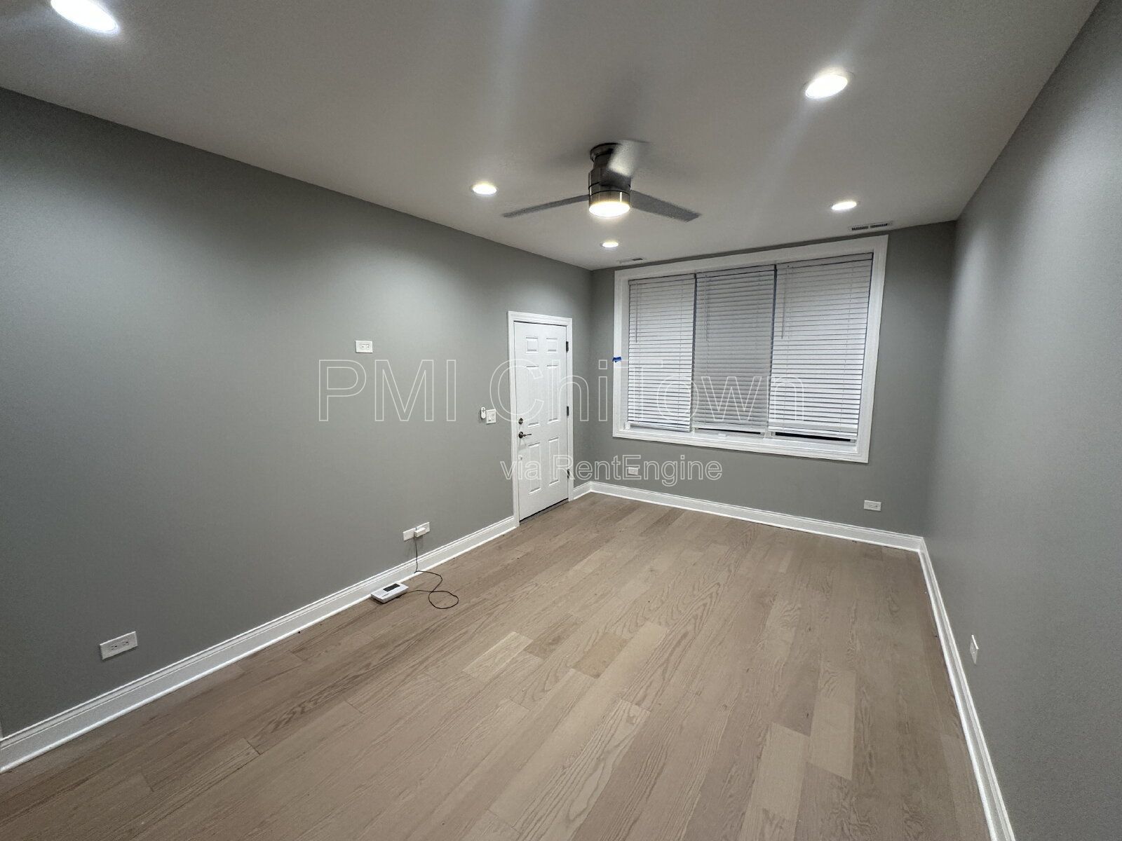 3 Bedroom/ 2 Bathroom luxurious condo for Rent! property image