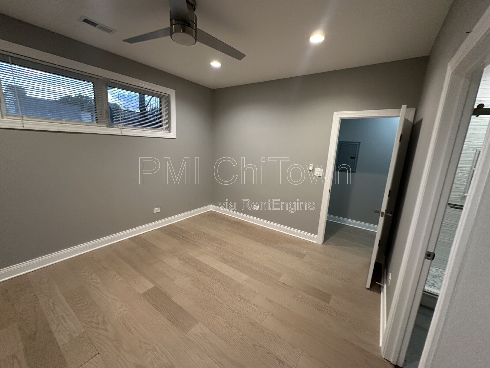 3 Bedroom/ 2 Bathroom luxurious condo for Rent! property image
