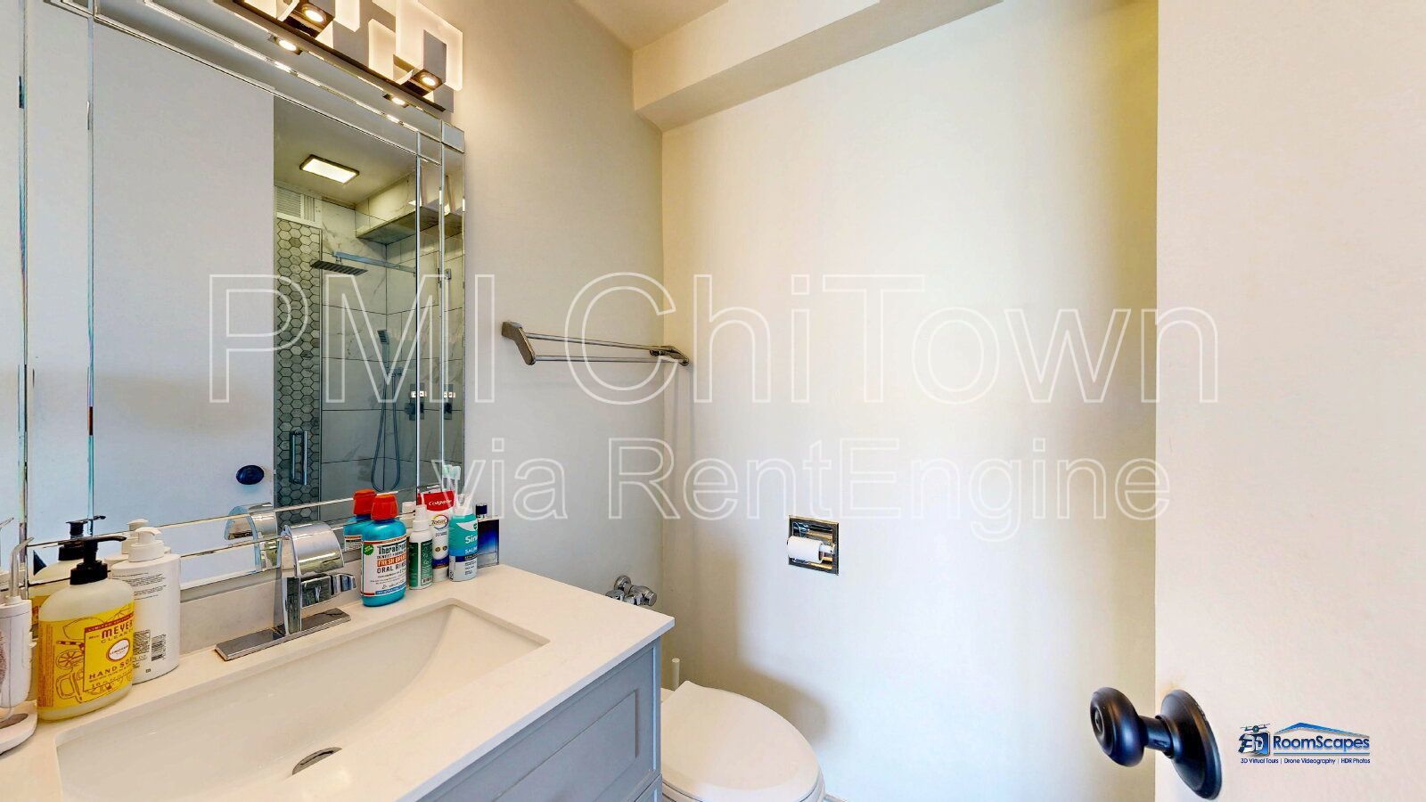 Lake-facing 2Bed/2Bath unit in the Heart of Streeterville! property image