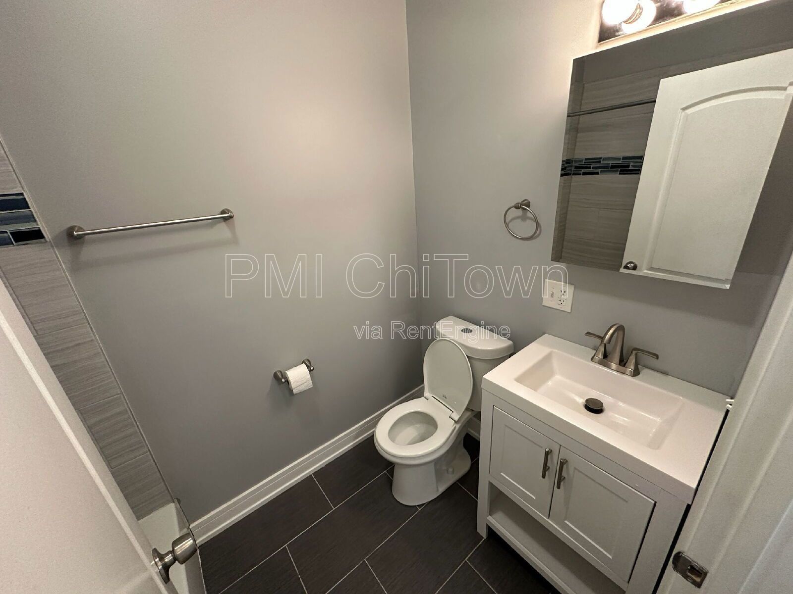 2 Bed/1 Bath unit available for Rent! property image