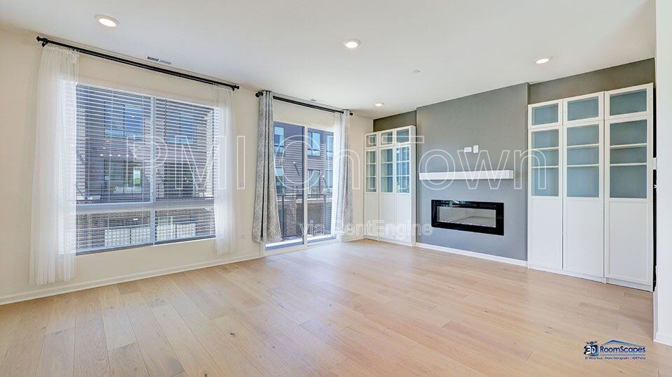 3Bed/2.1Bath Townhome for RENT in Schaumburg Northgate at Veridian! property image