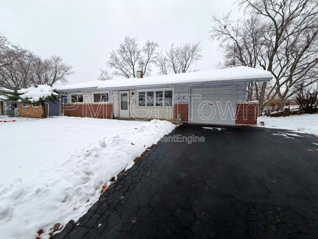 For Rent: 3Beds and 1Bath Hoffman Estates Home! property image