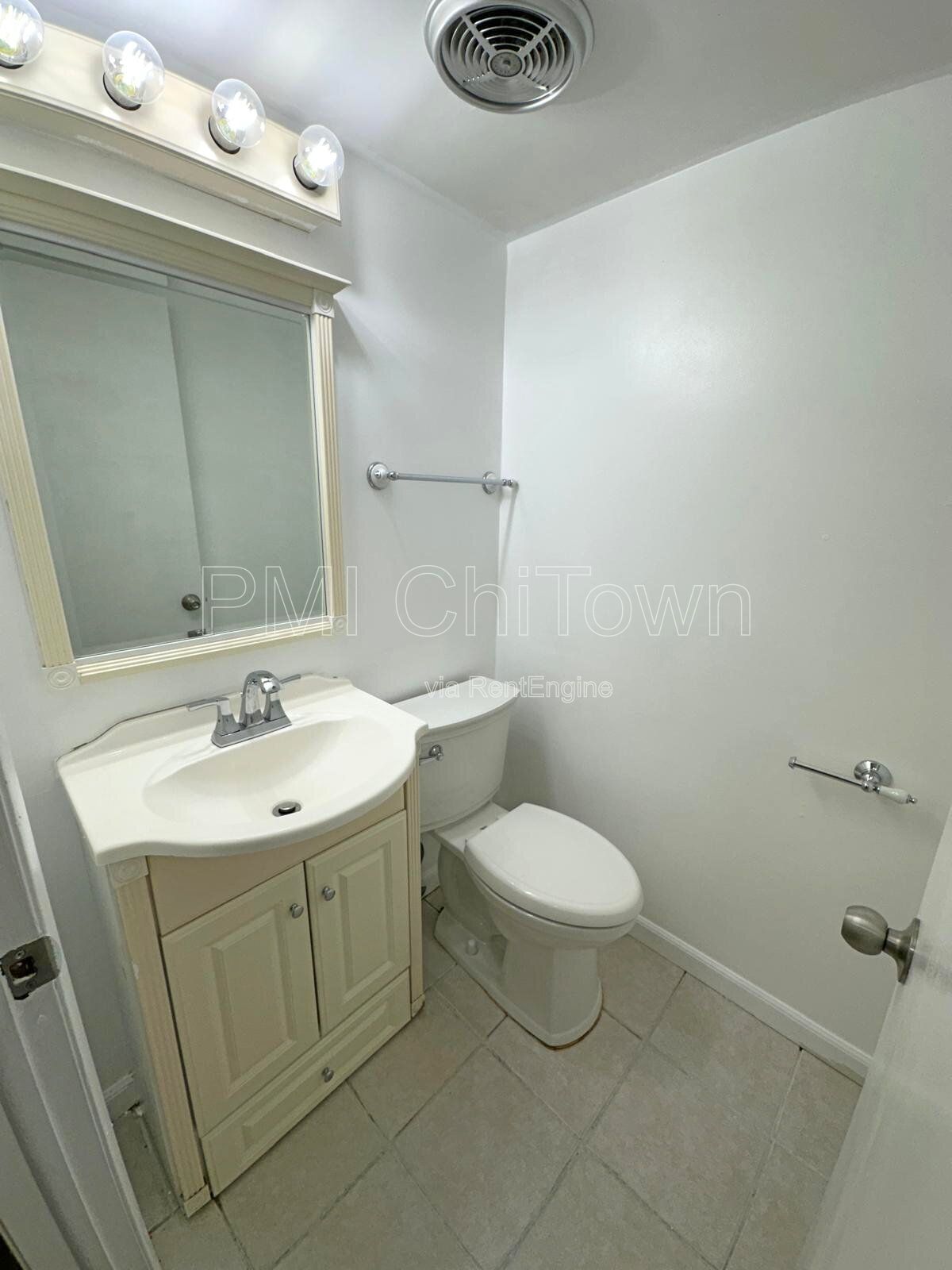 Beautiful home with 3 bedrooms, 2 and half bathrooms available for Rent! property image