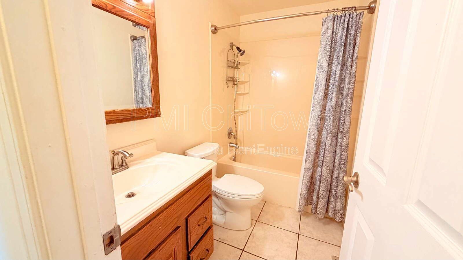 4bedroom, 2 and half bathroom single-family home available for Rent! property image