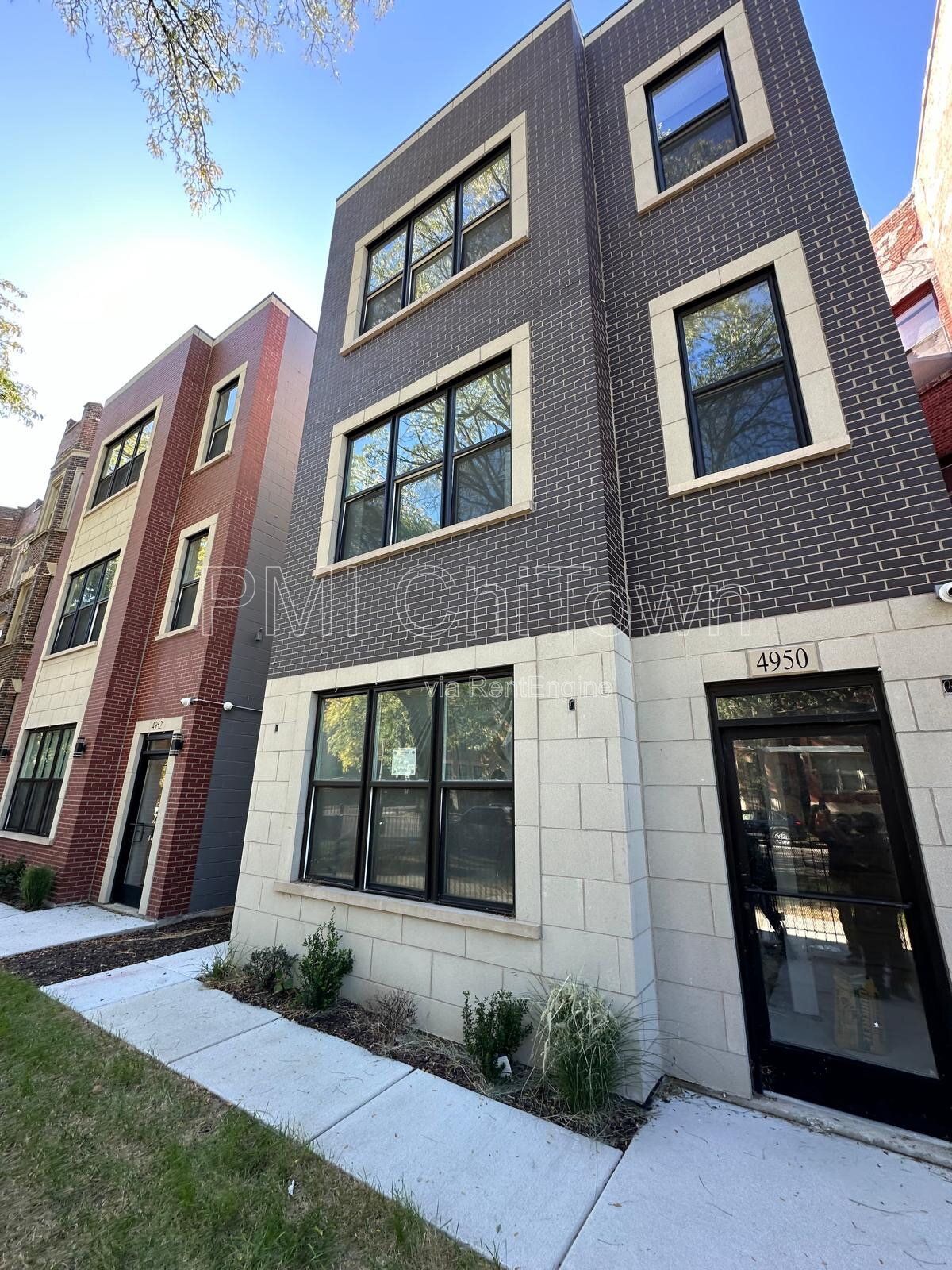 3 Bedroom/ 2 Bathroom luxurious condo for Rent! property image