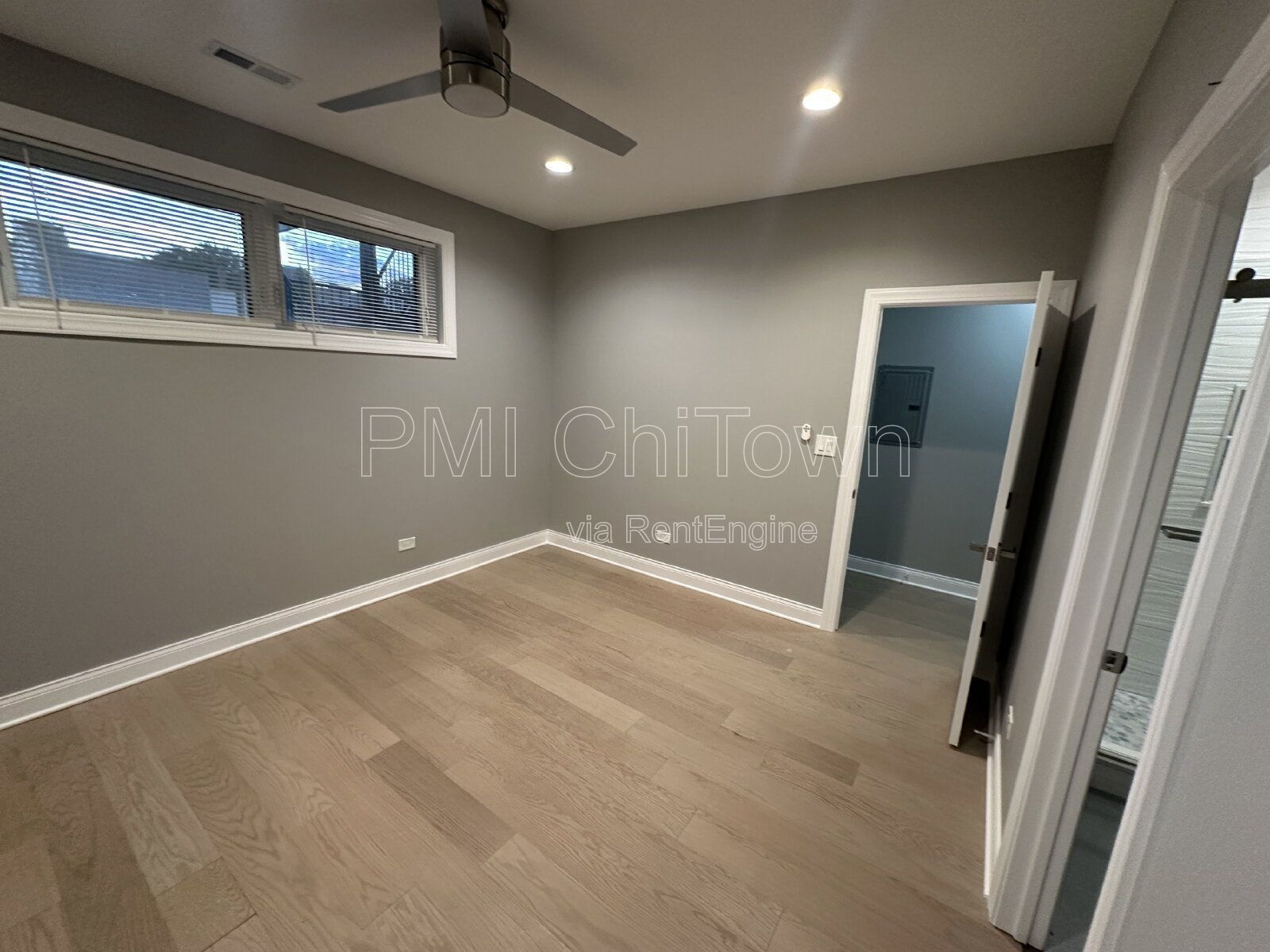 3 Bedroom/ 2 Bathroom luxurious condo for Rent! property image