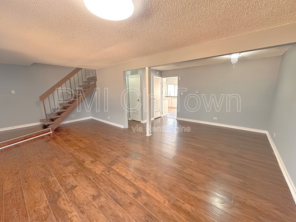 4 Bedroom, 2.5 Bathroom Townhome Available for Rent!! property image