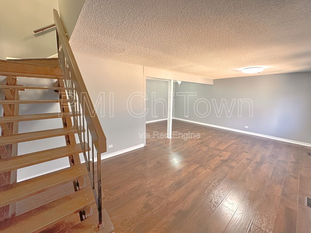 4 Bedroom, 2.5 Bathroom Townhome Available for Rent!! property image