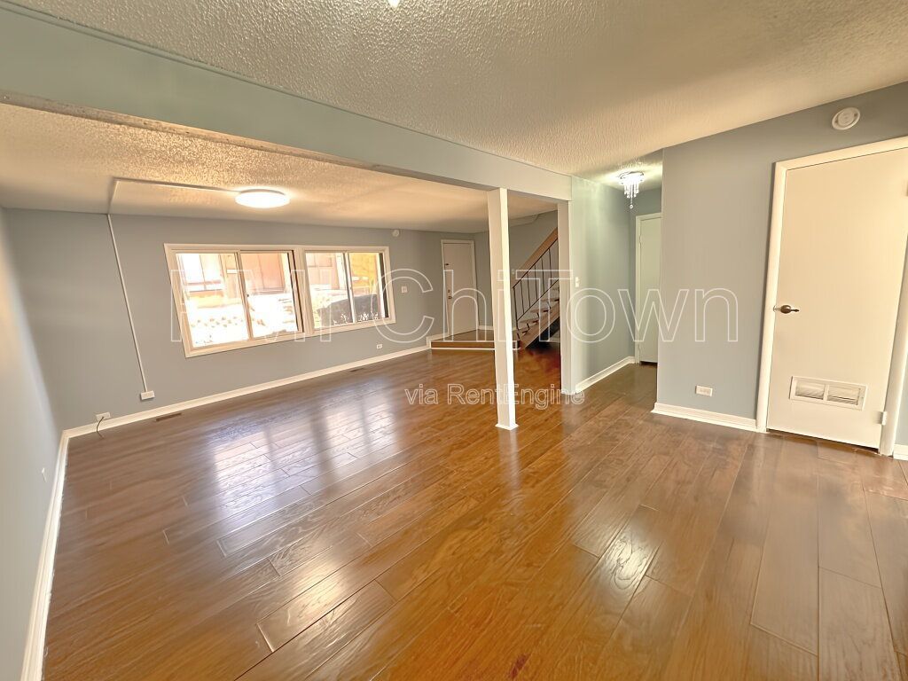 4 Bedroom, 2.5 Bathroom Townhome Available for Rent!! property image