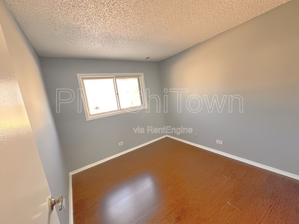 4 Bedroom, 2.5 Bathroom Townhome Available for Rent!! property image