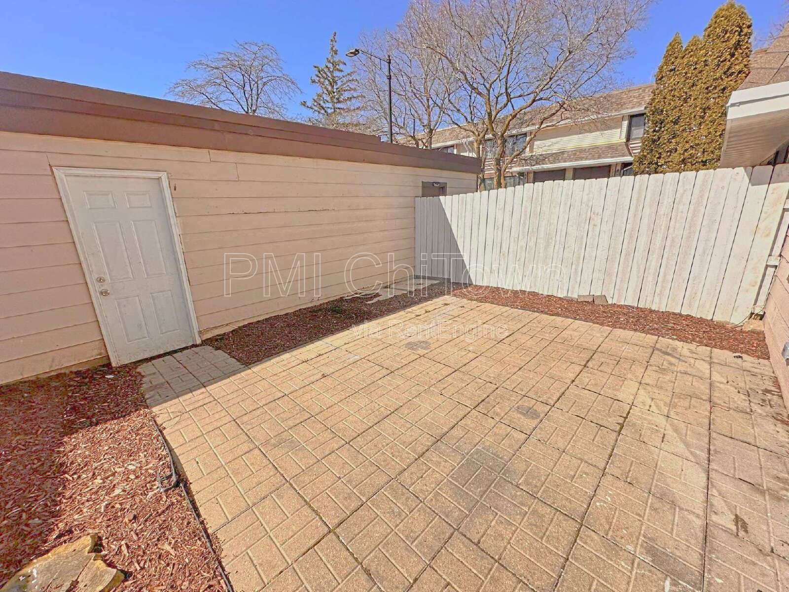 4 Bedroom, 2.5 Bathroom Townhome Available for Rent!! property image