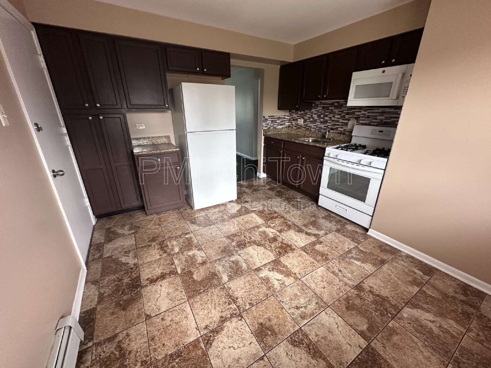 Stunning 2 Bedroom / 1 bathroom rental unit in Dolton! property image