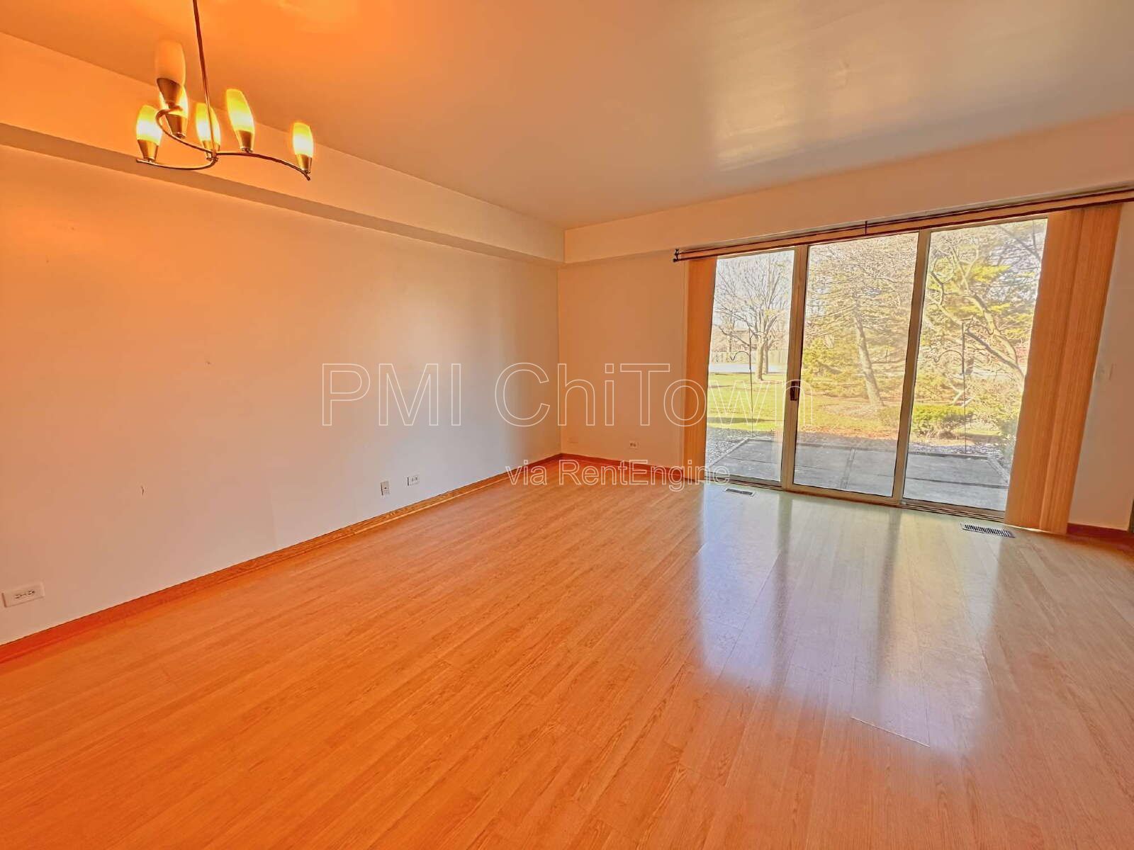 2 Bedroom, 2.5 Bathroom town home available for Rent! property image