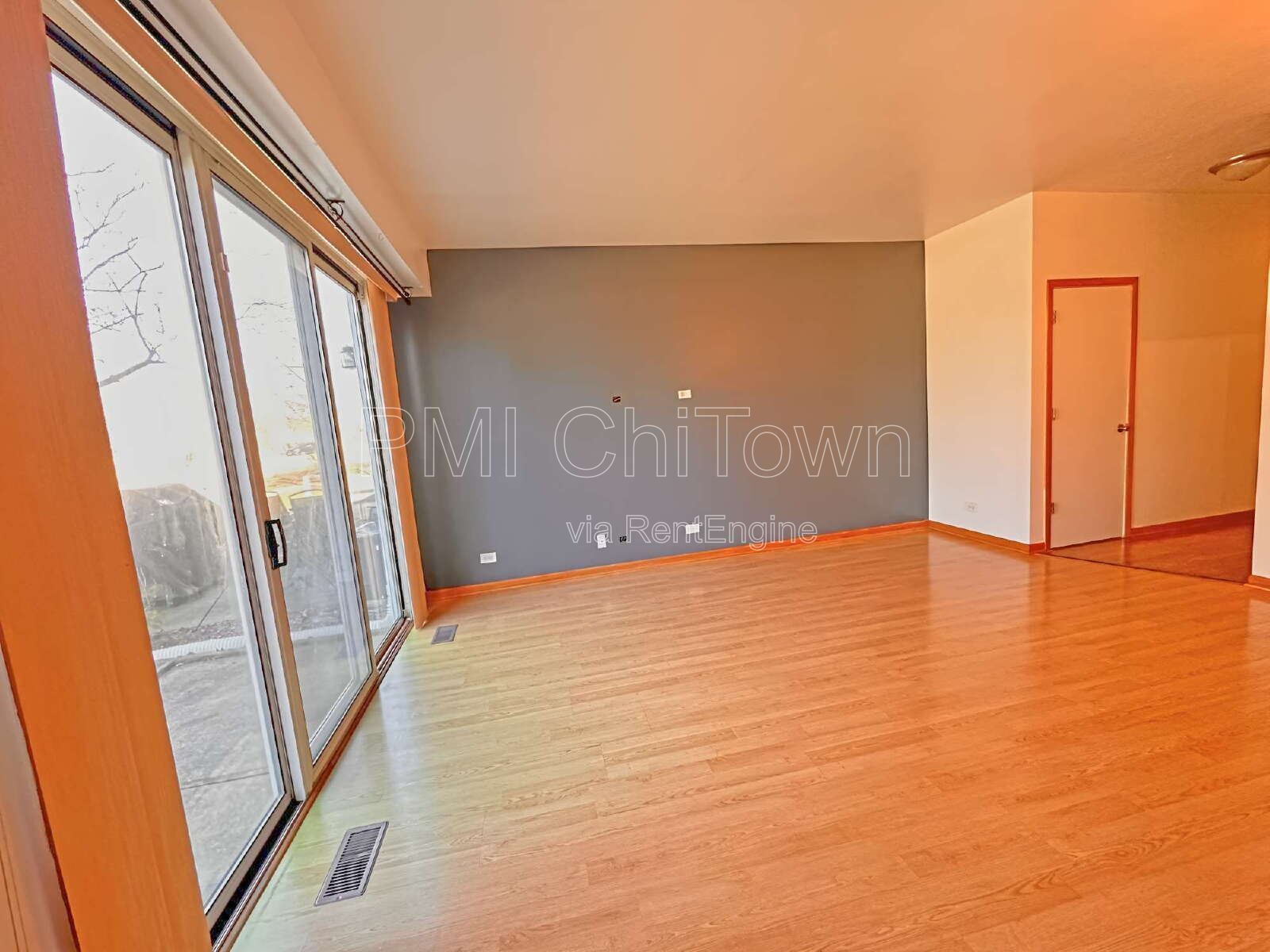 2 Bedroom, 2.5 Bathroom town home available for Rent! property image