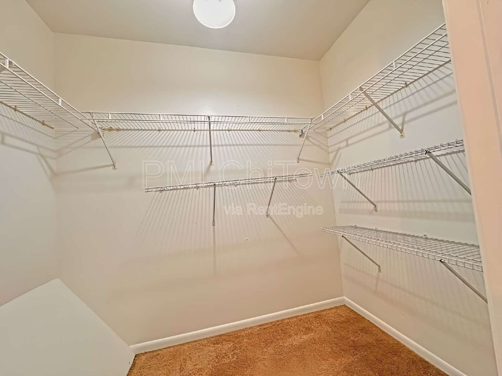 2 Bedroom, 2.5 Bathroom town home available for Rent! property image