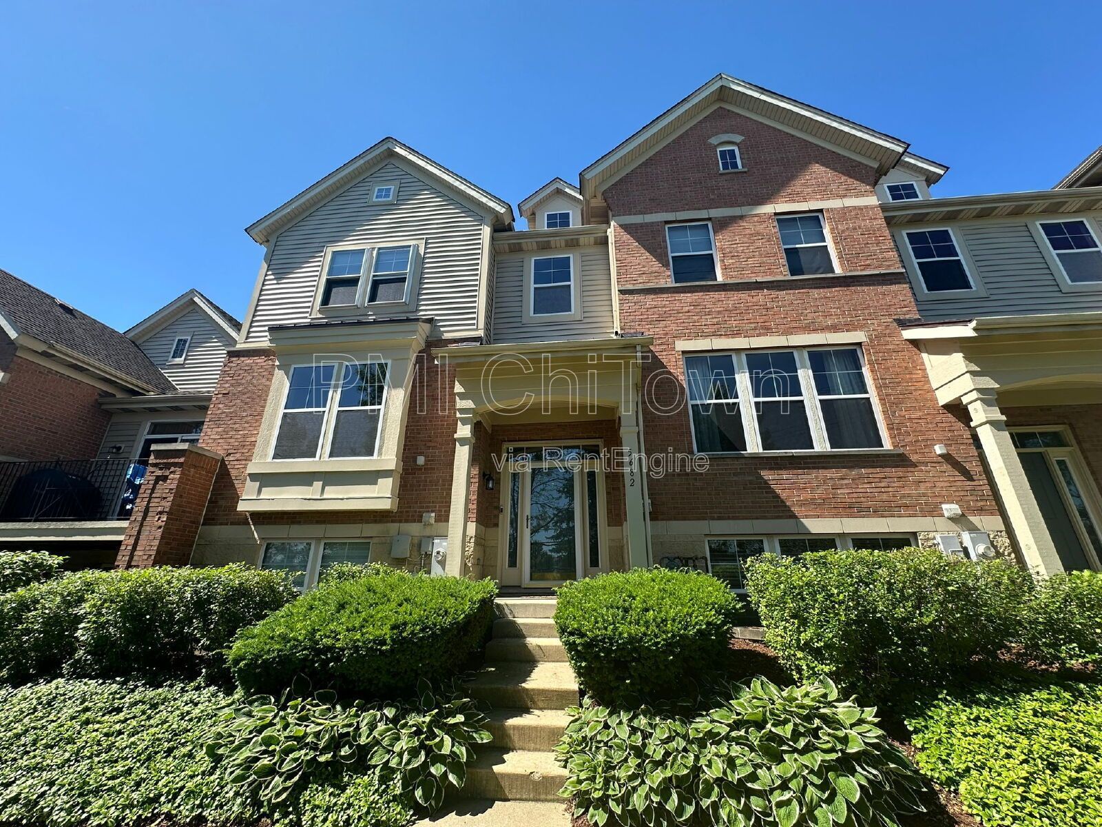Gorgeous townhome available for Rent! property image