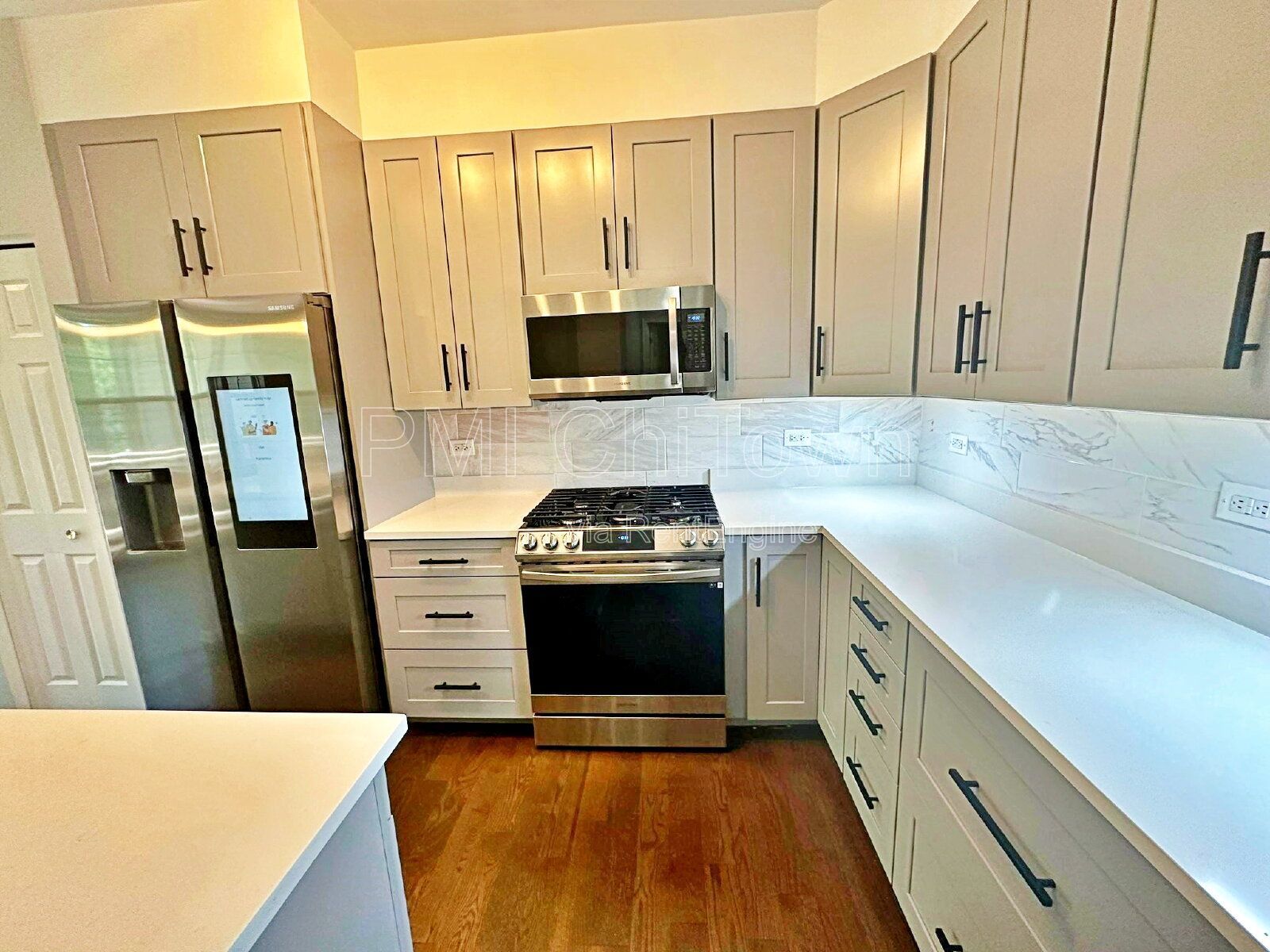 Gorgeous townhome available for Rent! property image
