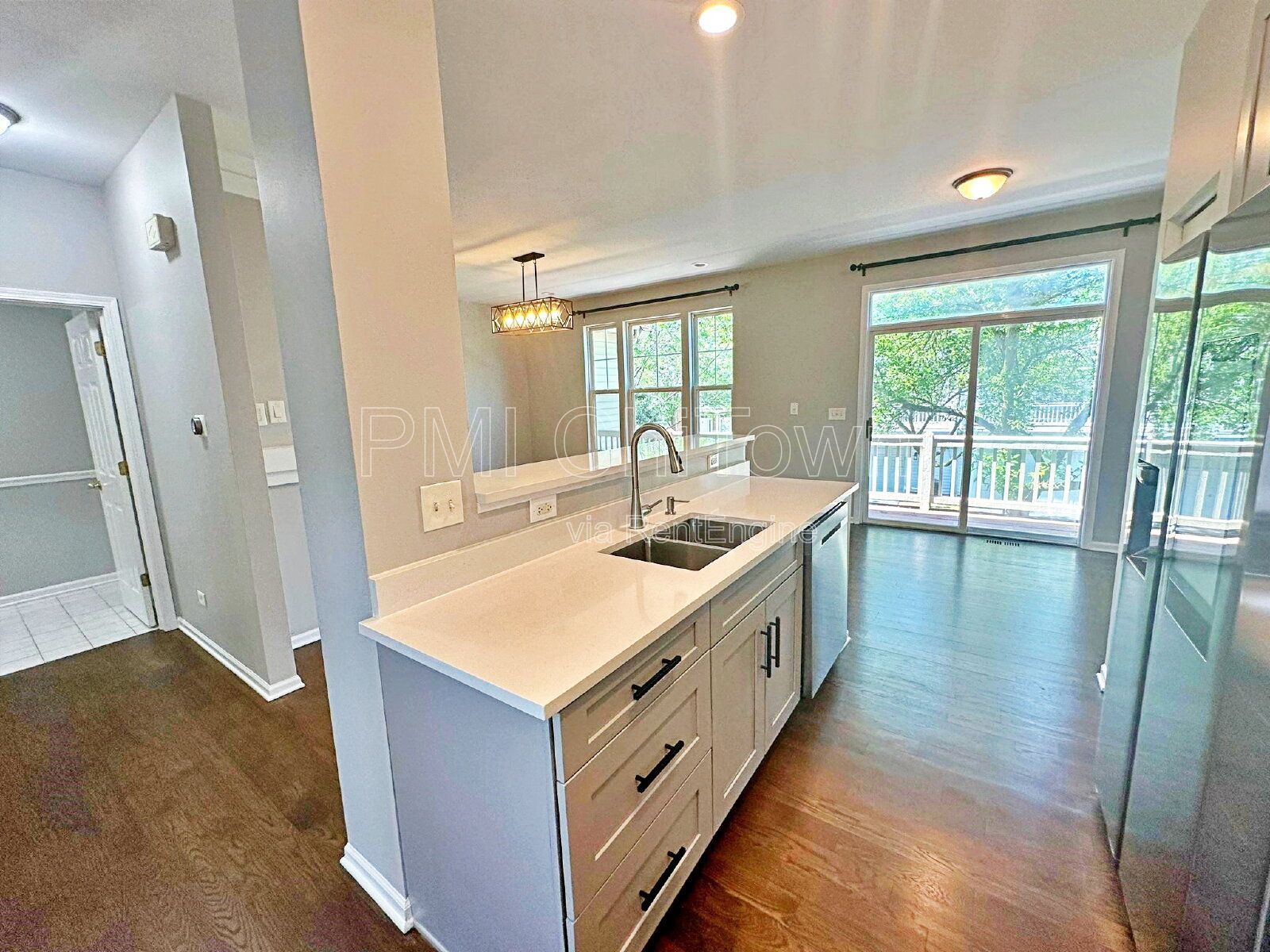 Gorgeous townhome available for Rent! property image