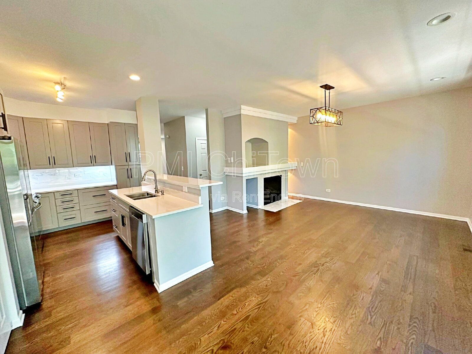 Gorgeous townhome available for Rent! property image