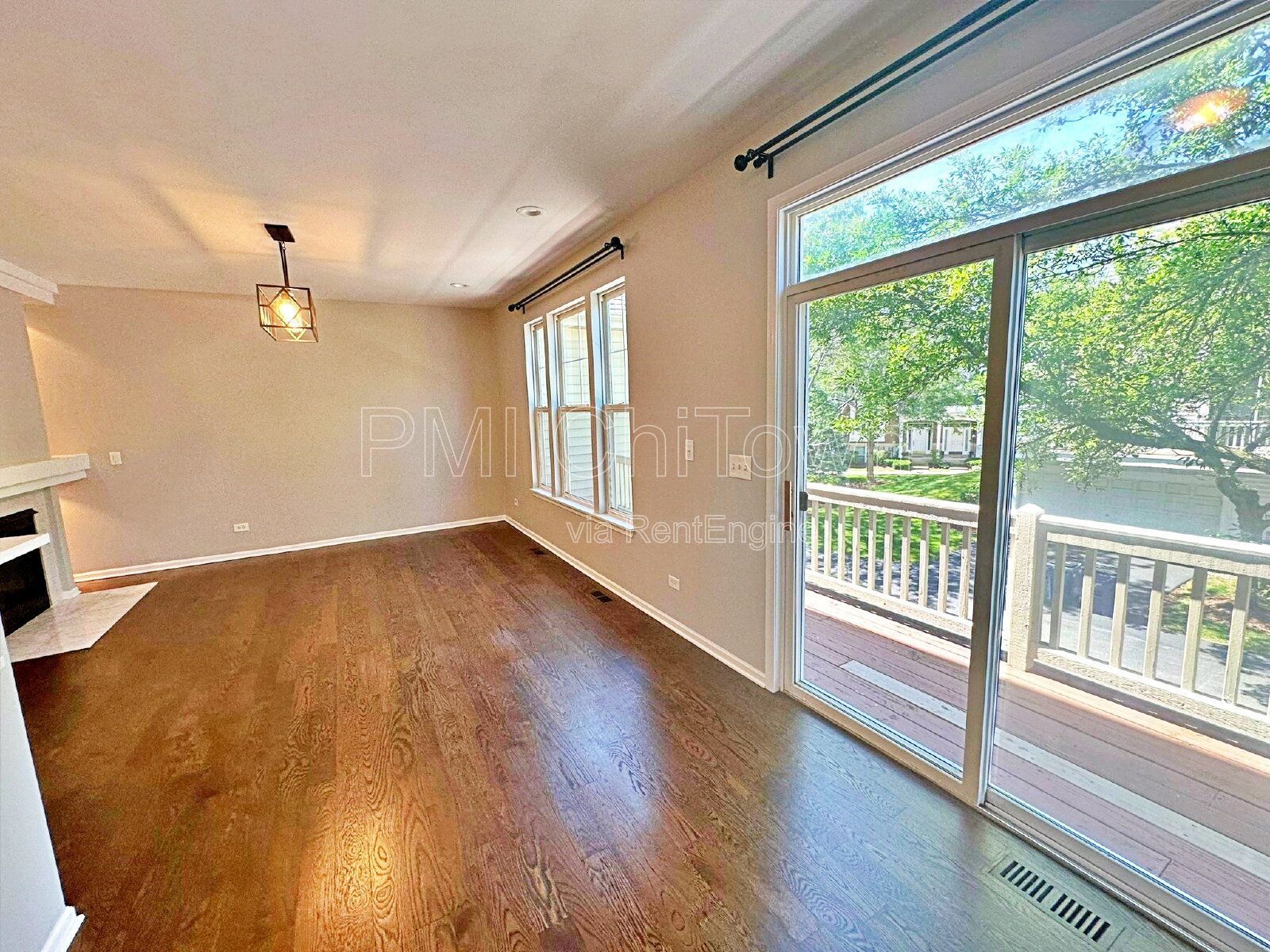 Gorgeous townhome available for Rent! property image