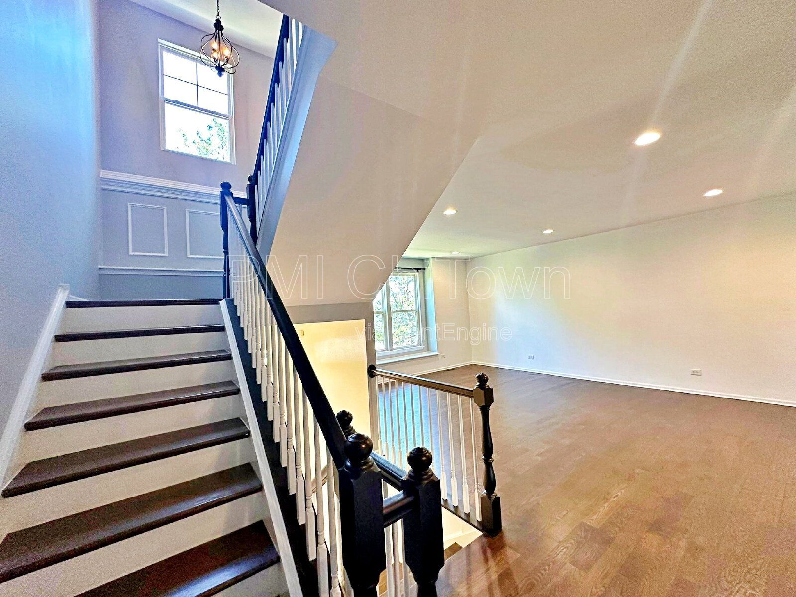 Gorgeous townhome available for Rent! property image