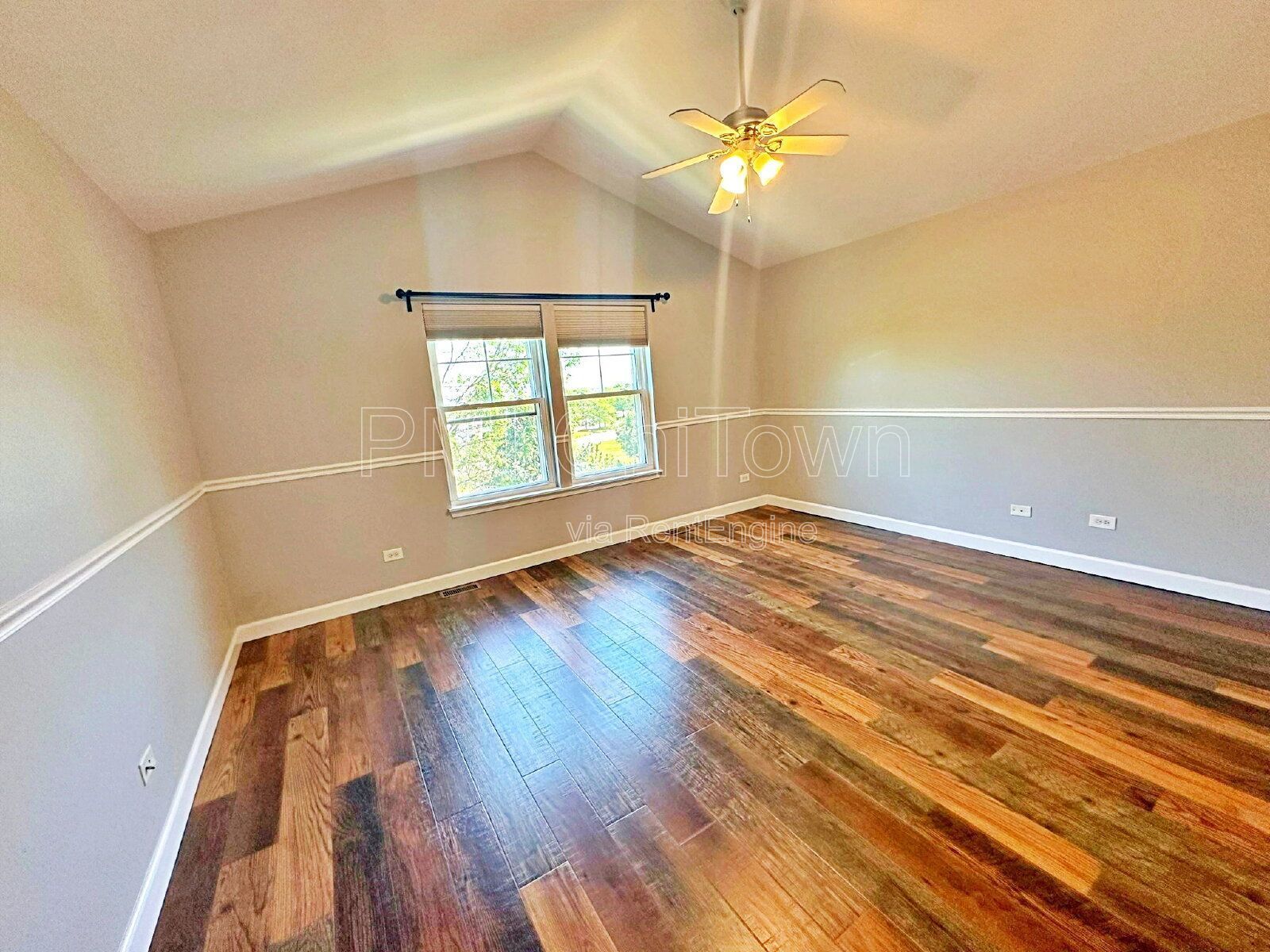 Gorgeous townhome available for Rent! property image