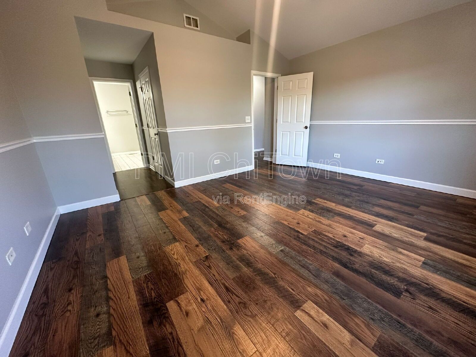 Gorgeous townhome available for Rent! property image