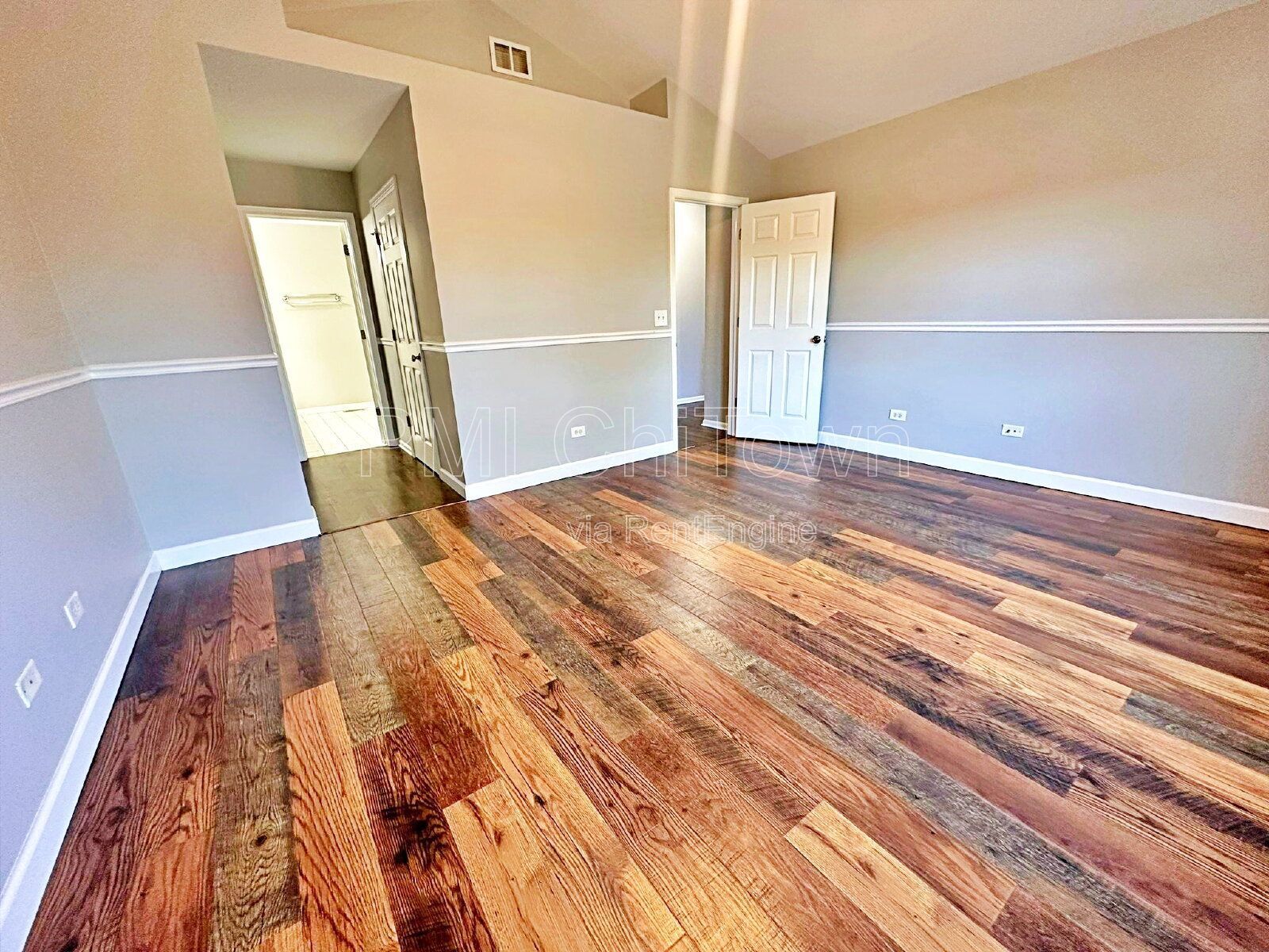 Gorgeous townhome available for Rent! property image