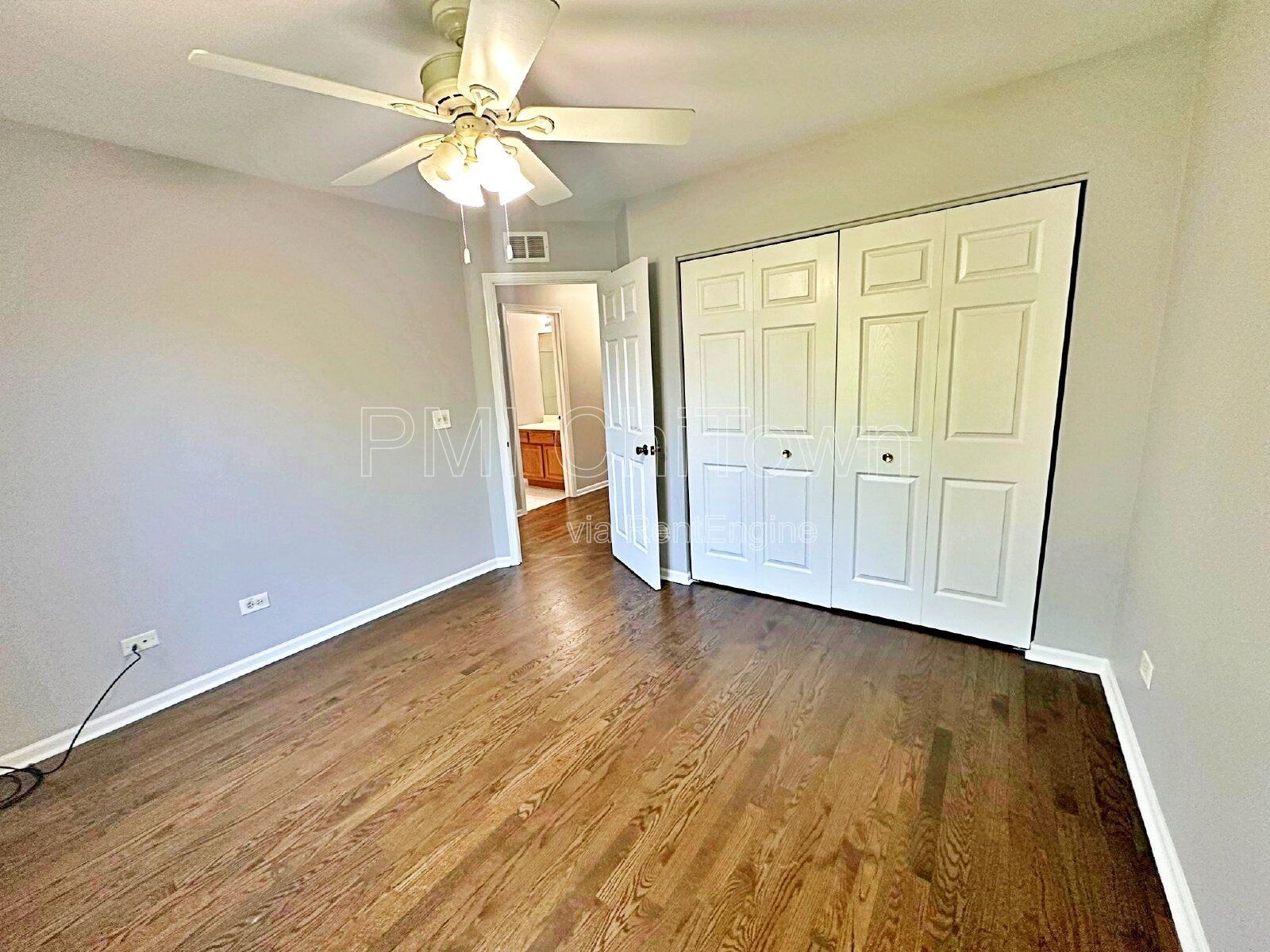 Gorgeous townhome available for Rent! property image