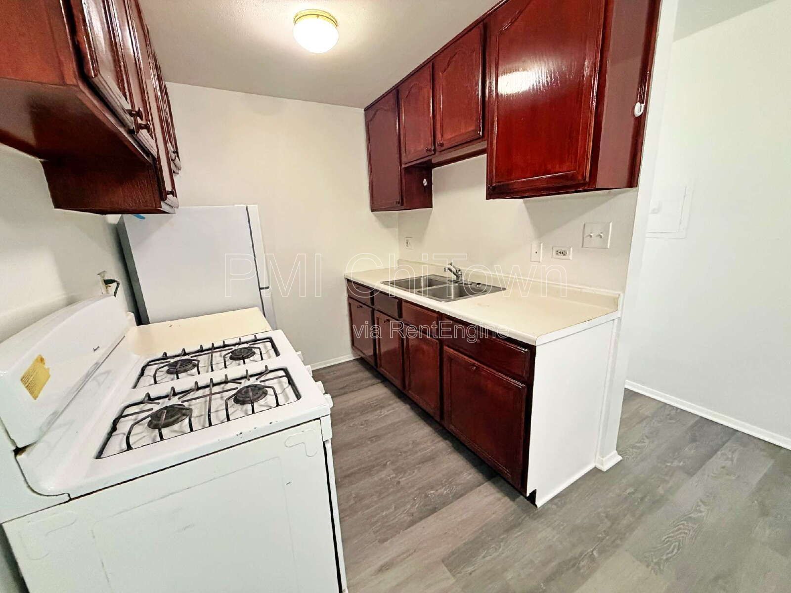 Move in Ready unit with 2 Bedrooms and 1 Bathroom available for Rent! property image