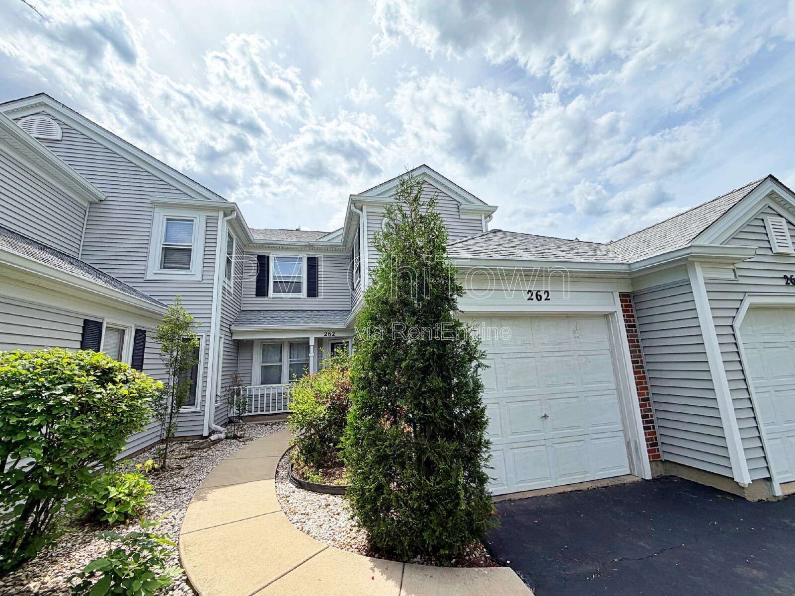 3 beds & 2.1 baths. Available for Rent!!! property image