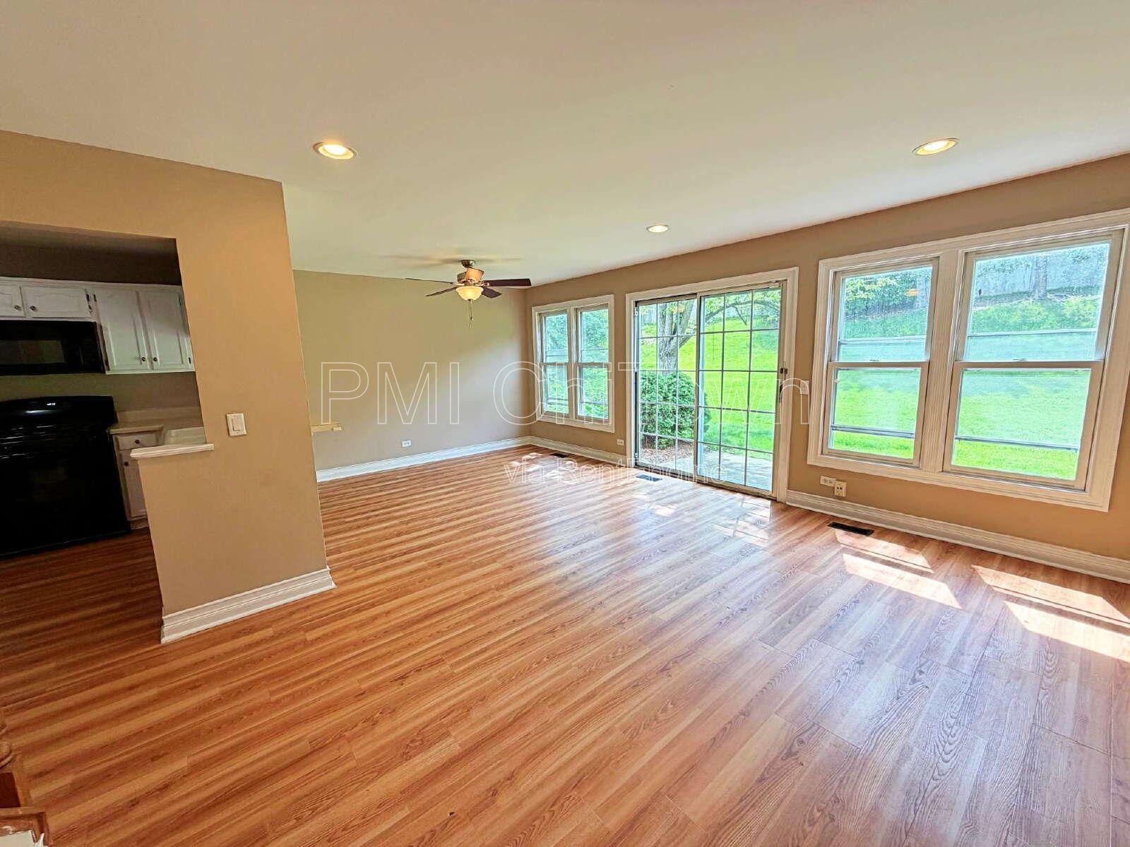 3 beds & 2.1 baths. Available for Rent!!! property image