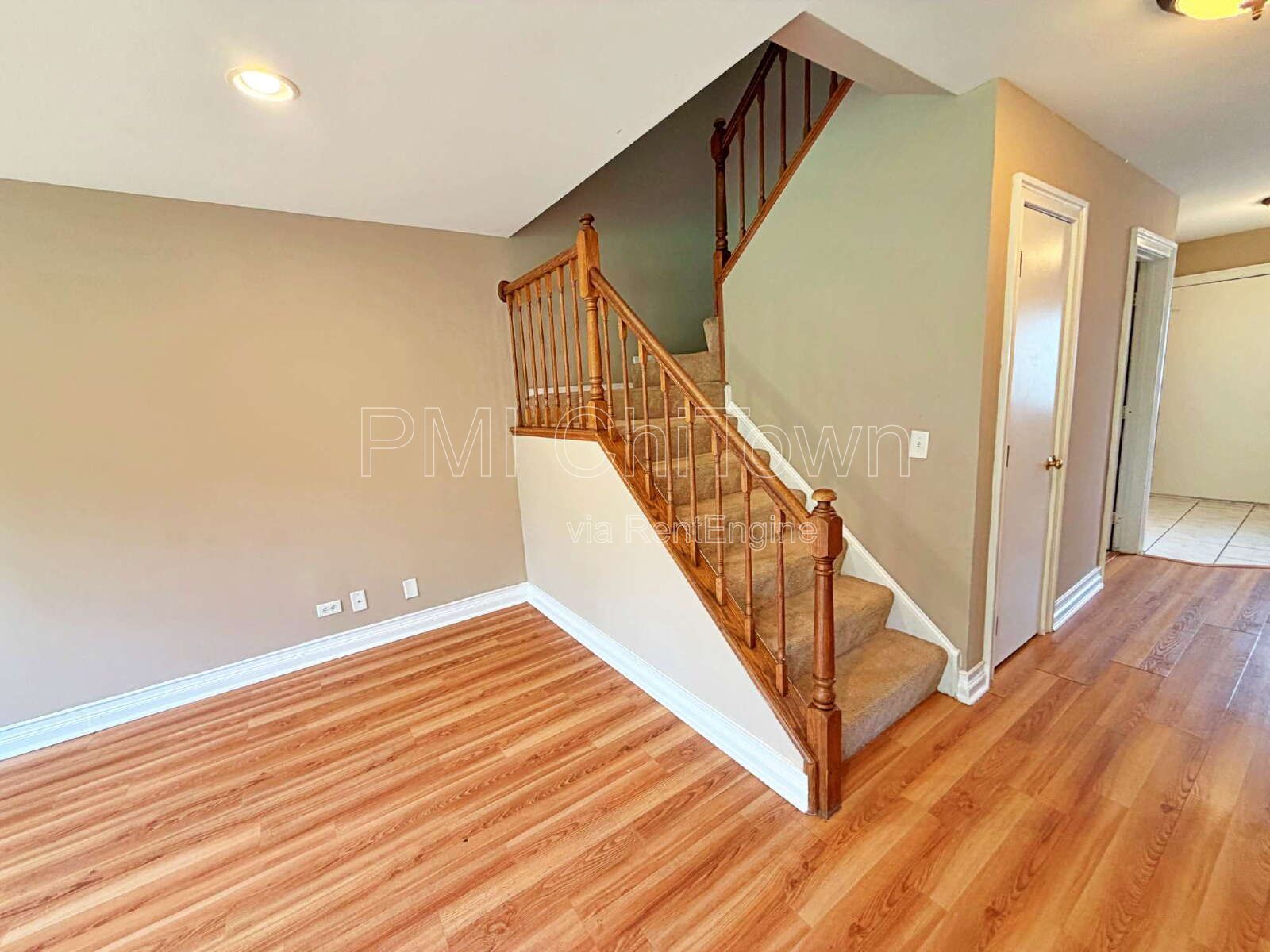3 beds & 2.1 baths. Available for Rent!!! property image
