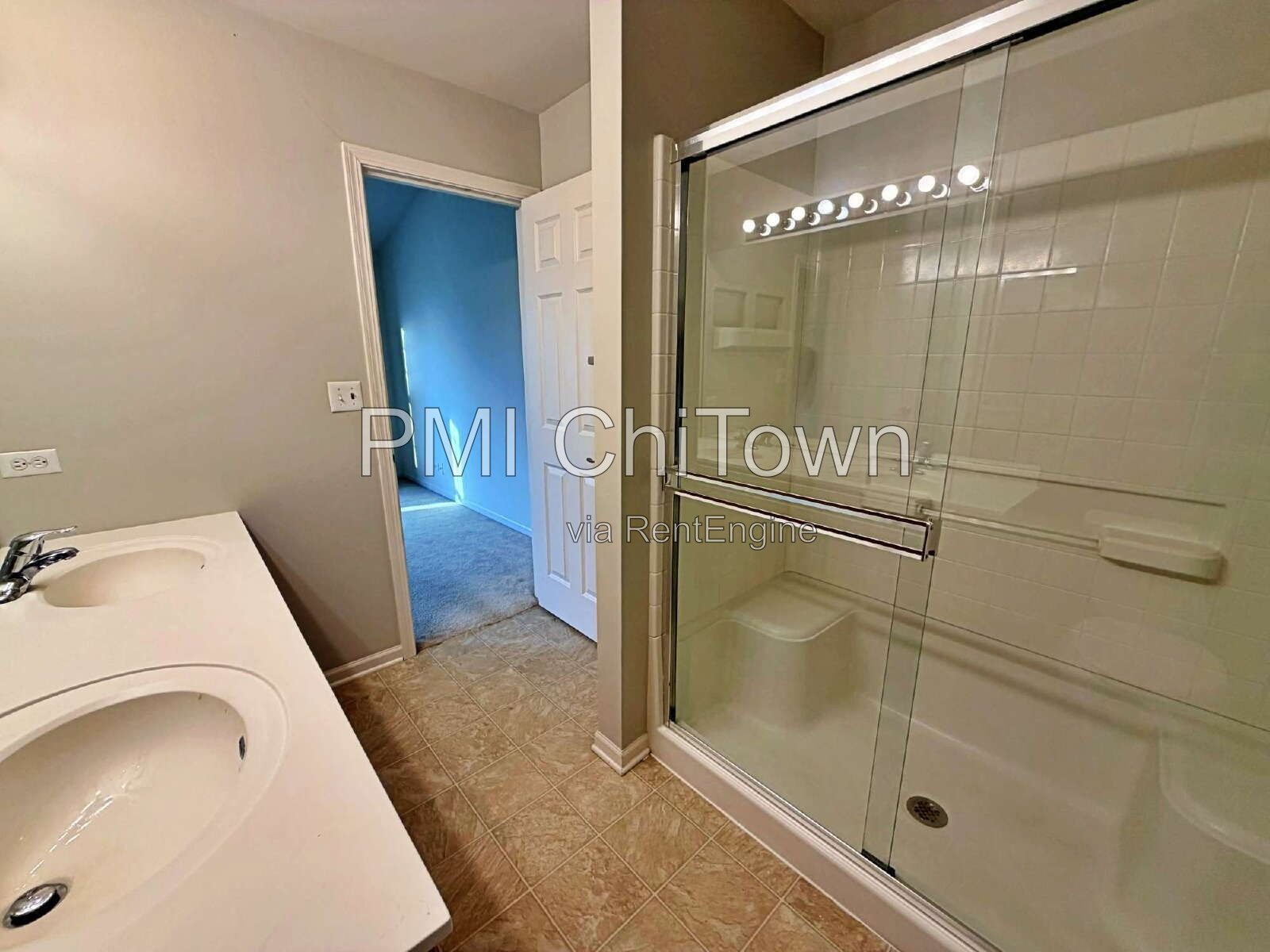 3 bedroom and 2 and half bathroom Townhome for Rent! property image