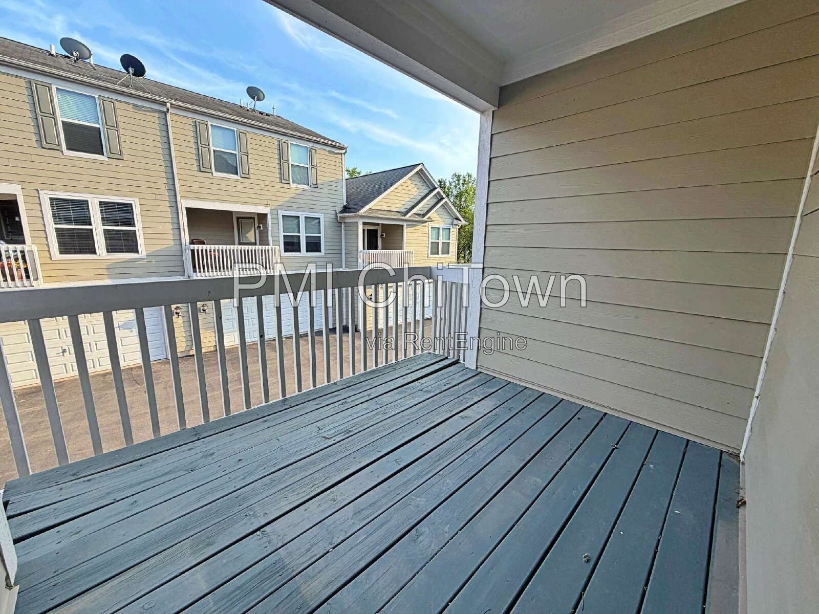 3 bedroom and 2 and half bathroom Townhome for Rent! property image