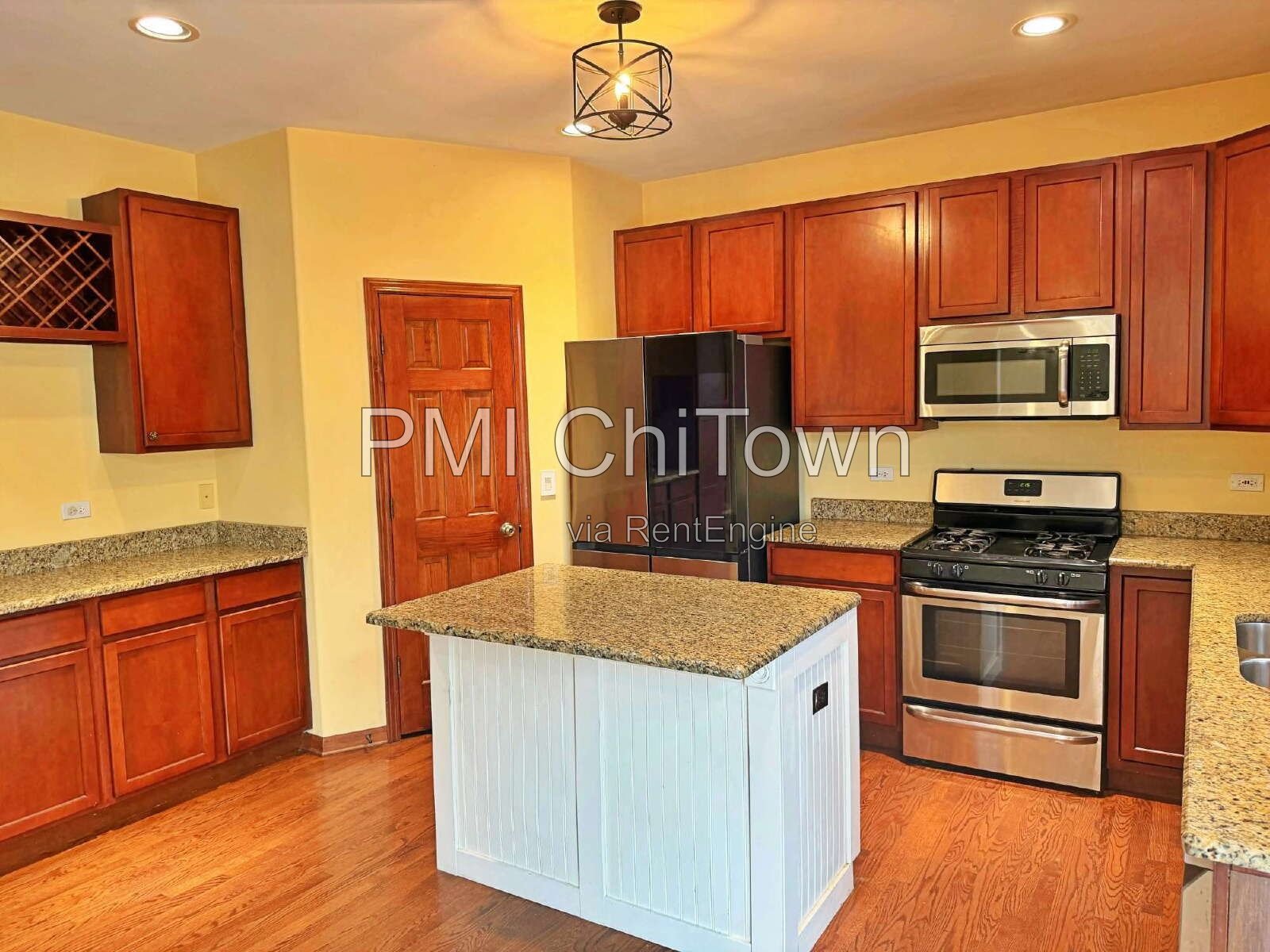5 Bedrooms and 2.5 Bathrooms home available for Rent! property image