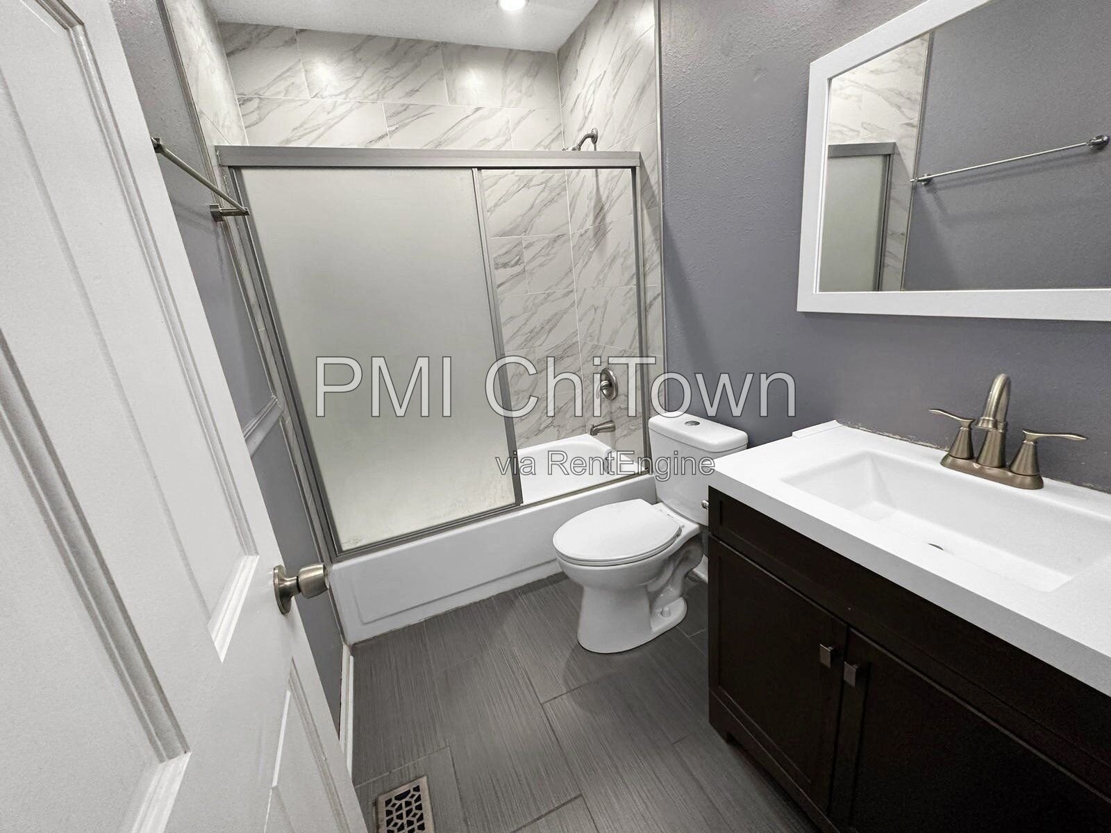 3 Bedroom and 2.1 Bathroom duplex available for Rent! property image