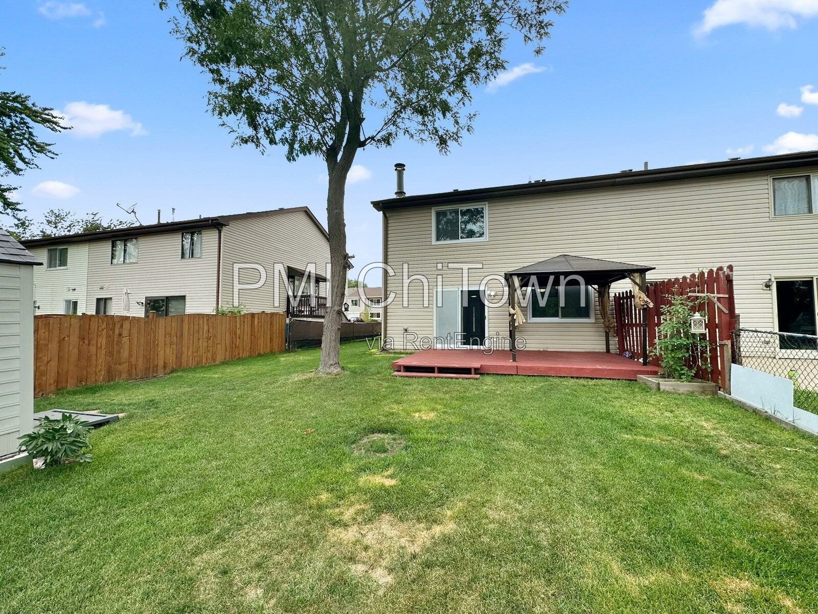 3 Bedroom and 2.1 Bathroom duplex available for Rent! property image