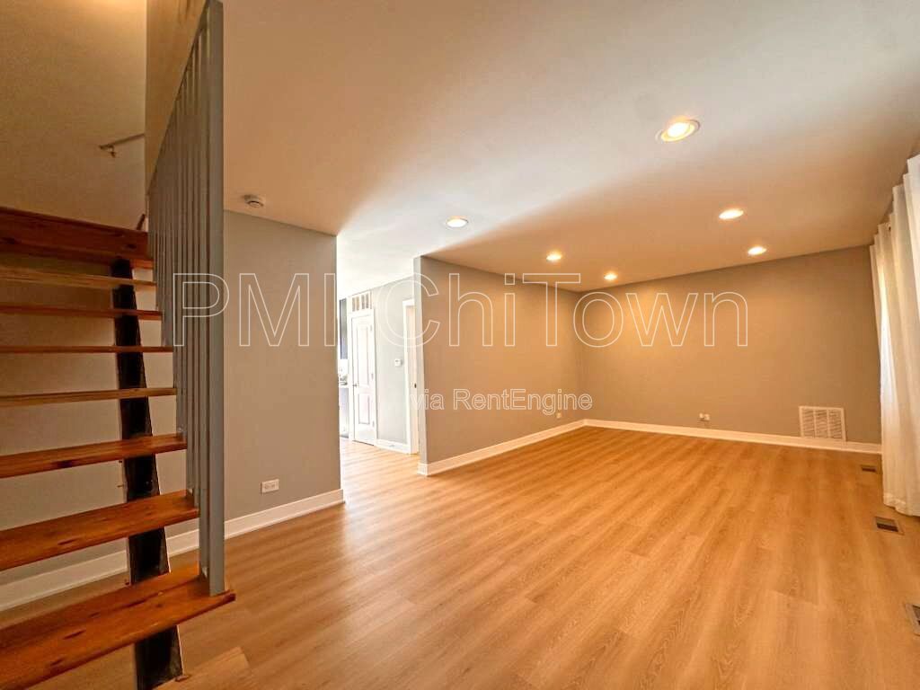 3-bedroom, 2.5-bath townhome available for Rent! property image