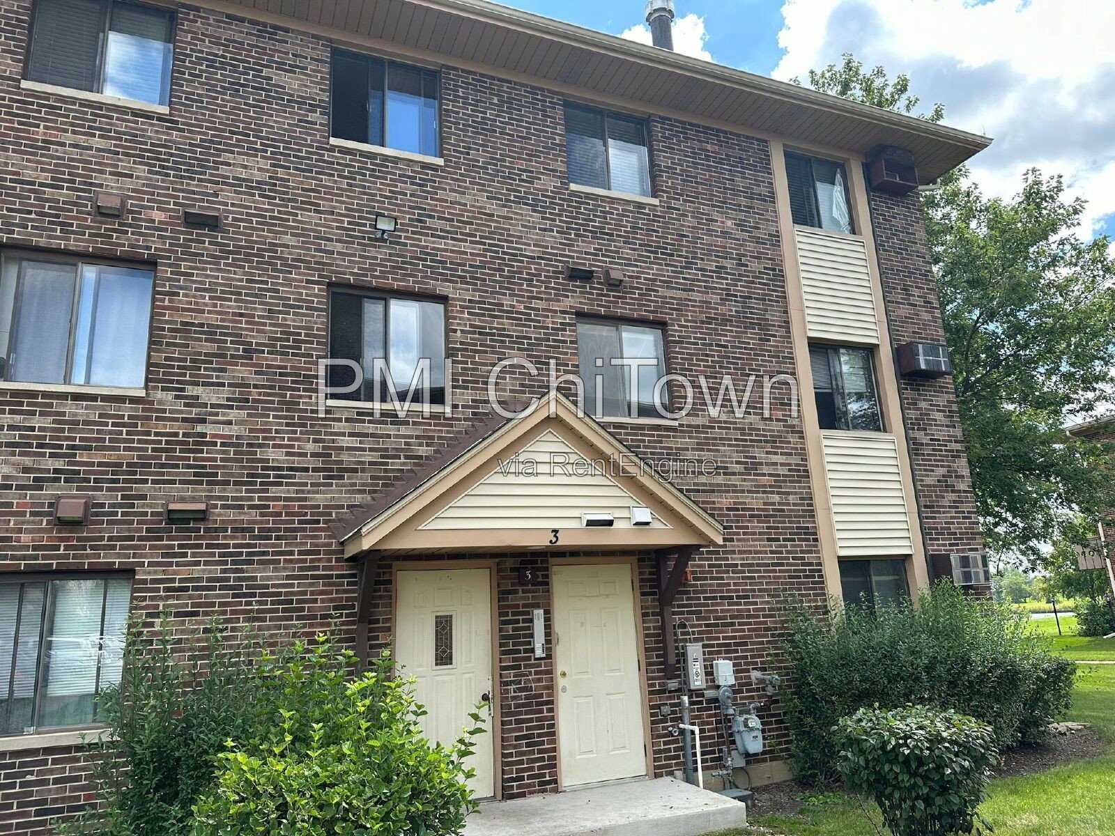 2 Bedroom, 1.5 Bathroom condo available for Rent! property image