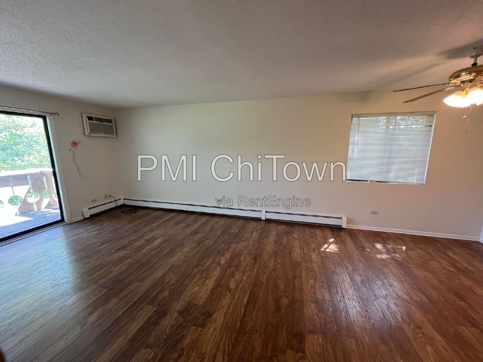 2 Bedroom, 1.5 Bathroom condo available for Rent! property image