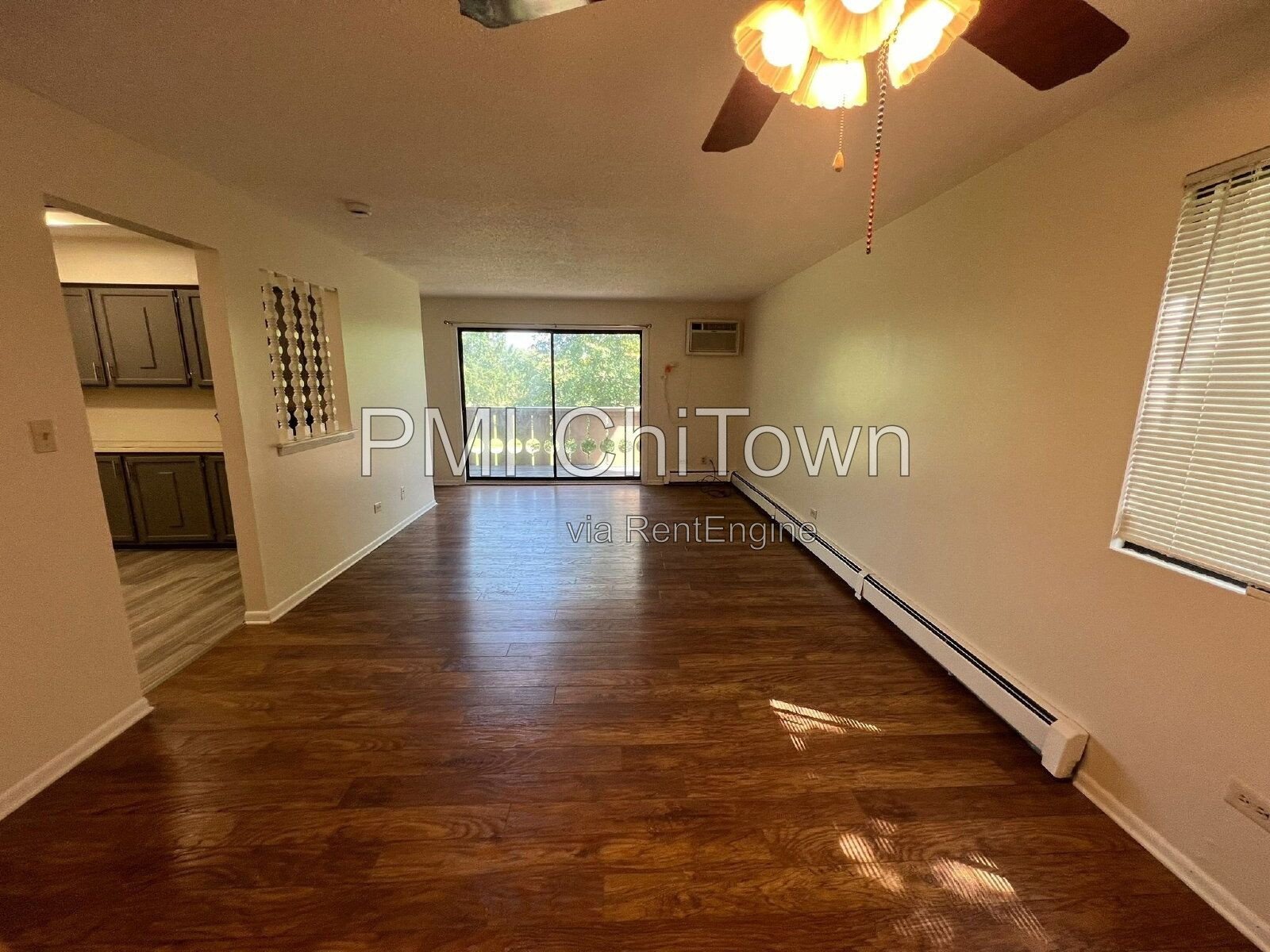 2 Bedroom, 1.5 Bathroom condo available for Rent! property image