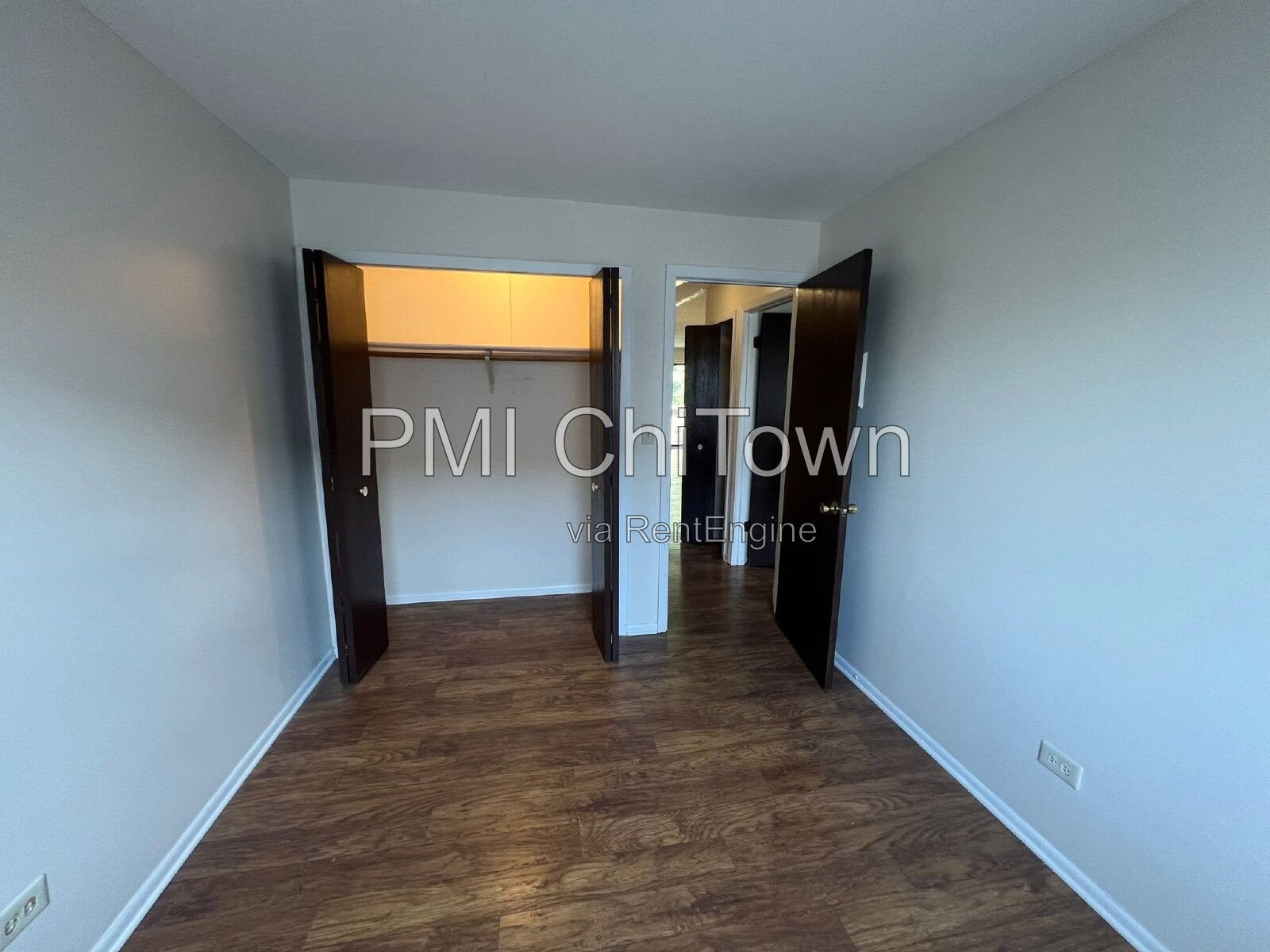 2 Bedroom, 1.5 Bathroom condo available for Rent! property image