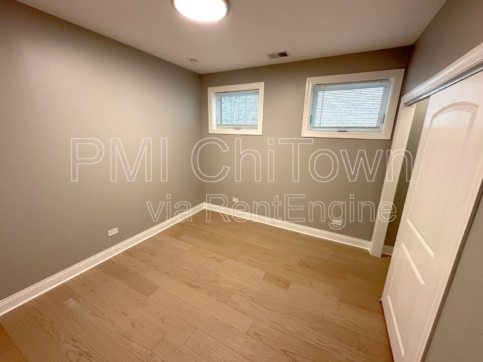 3 Bedroom/ 2 Bathroom luxurious condo for Rent! property image