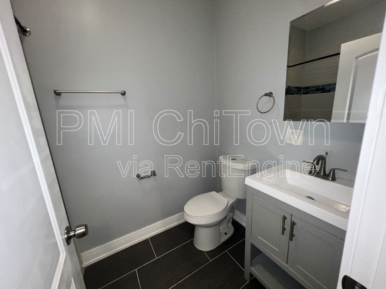 2 Bed/1 Bath unit available for Rent! property image
