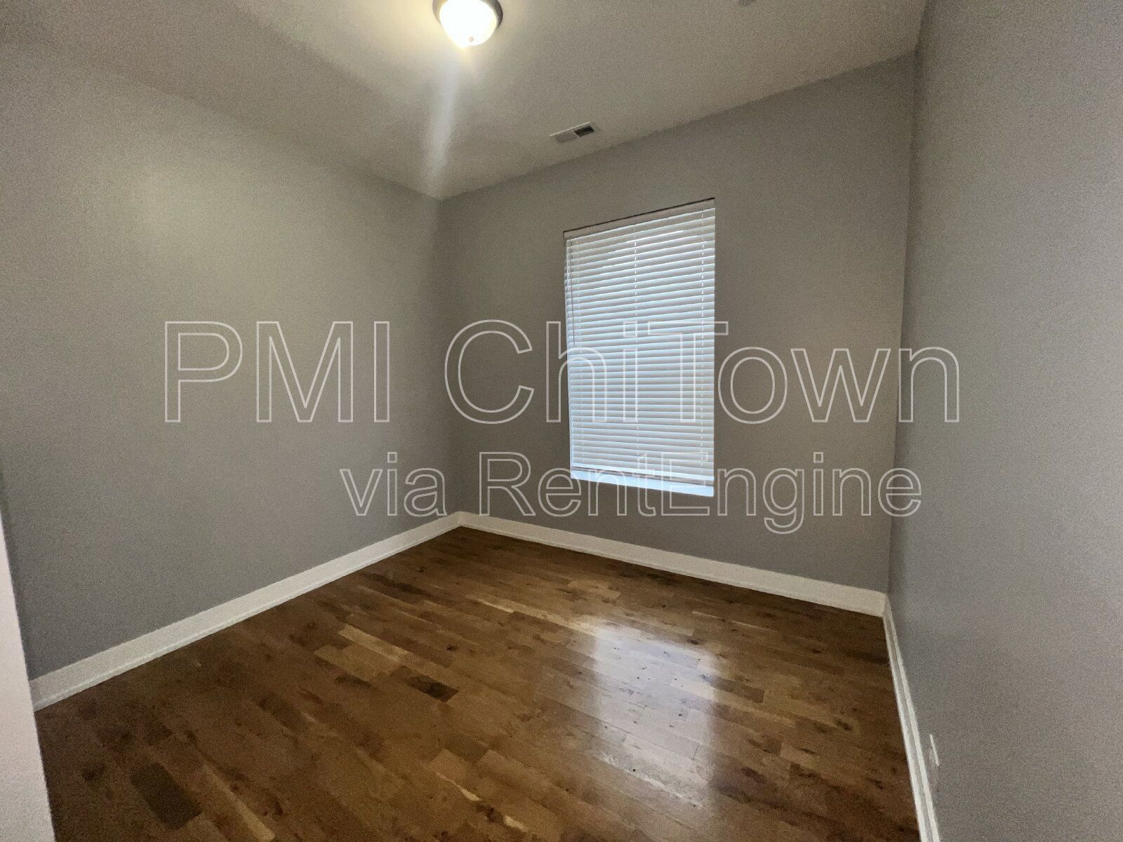 2 Bed/1 Bath unit available for Rent! property image