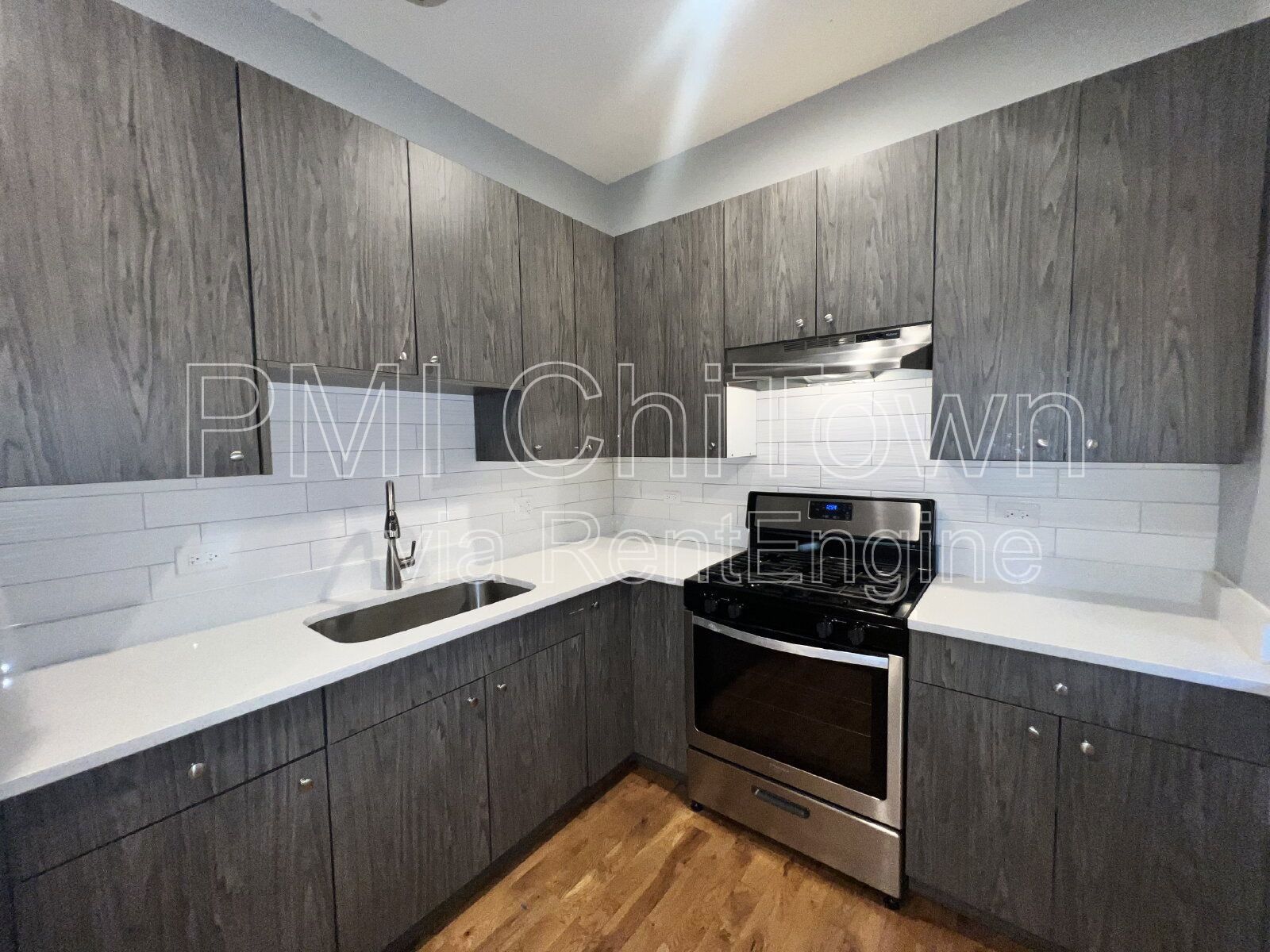 2 Bed/1 Bath unit available for Rent! property image